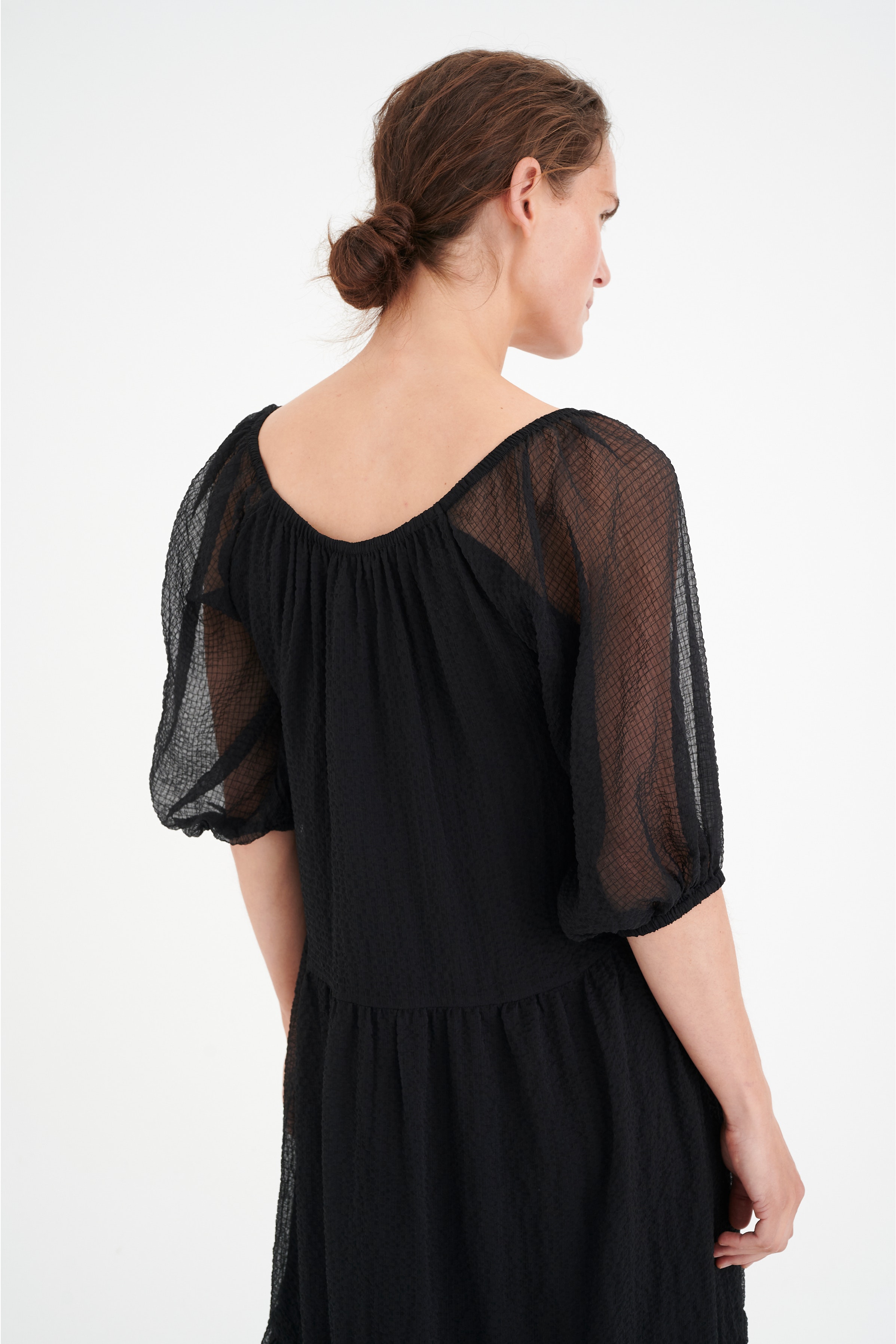 YazzyIW Kjole LOOKBOOK DETAIL 30106429-194008