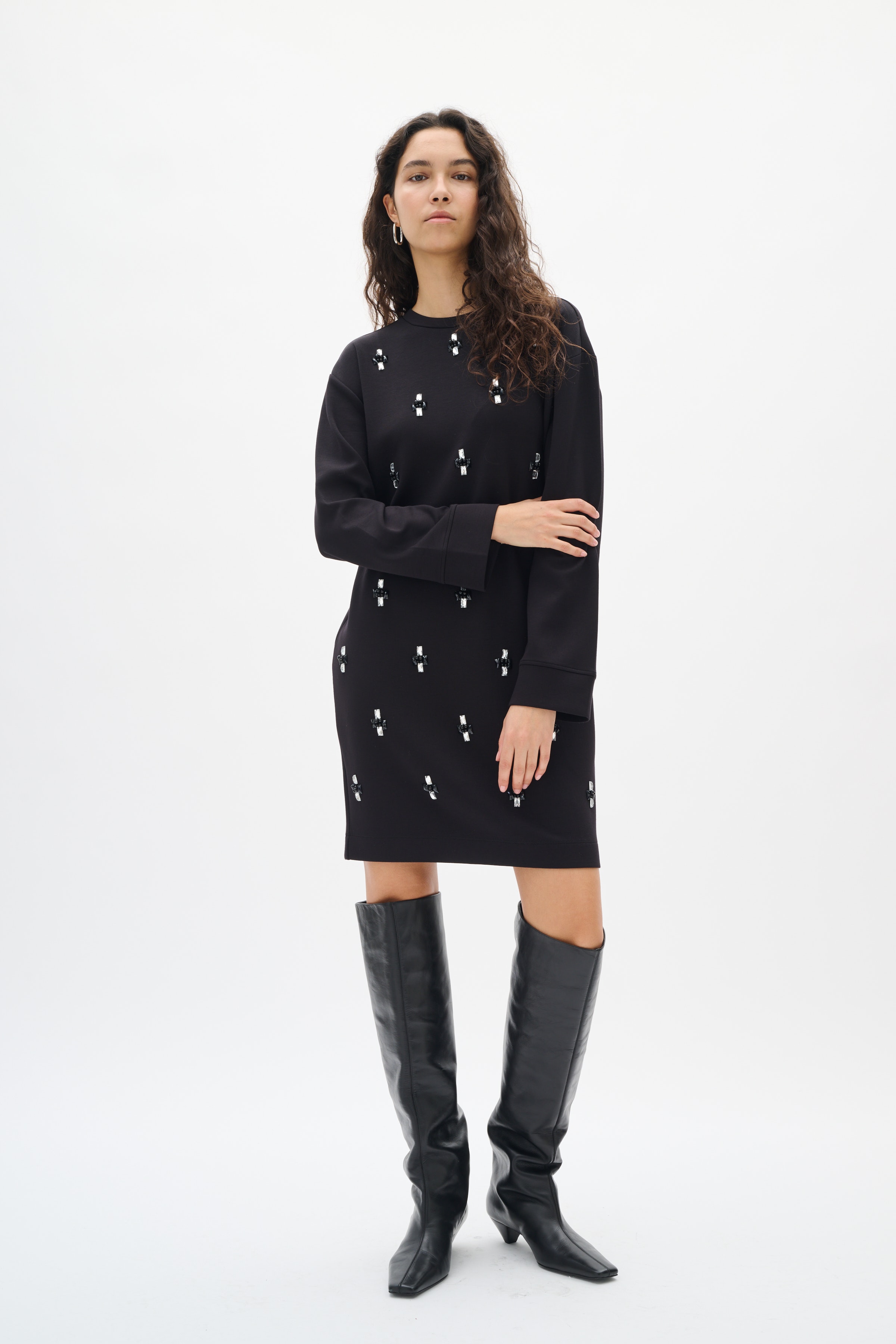 KINCENTIW Kjole LOOKBOOK FRONT 30112112-194008