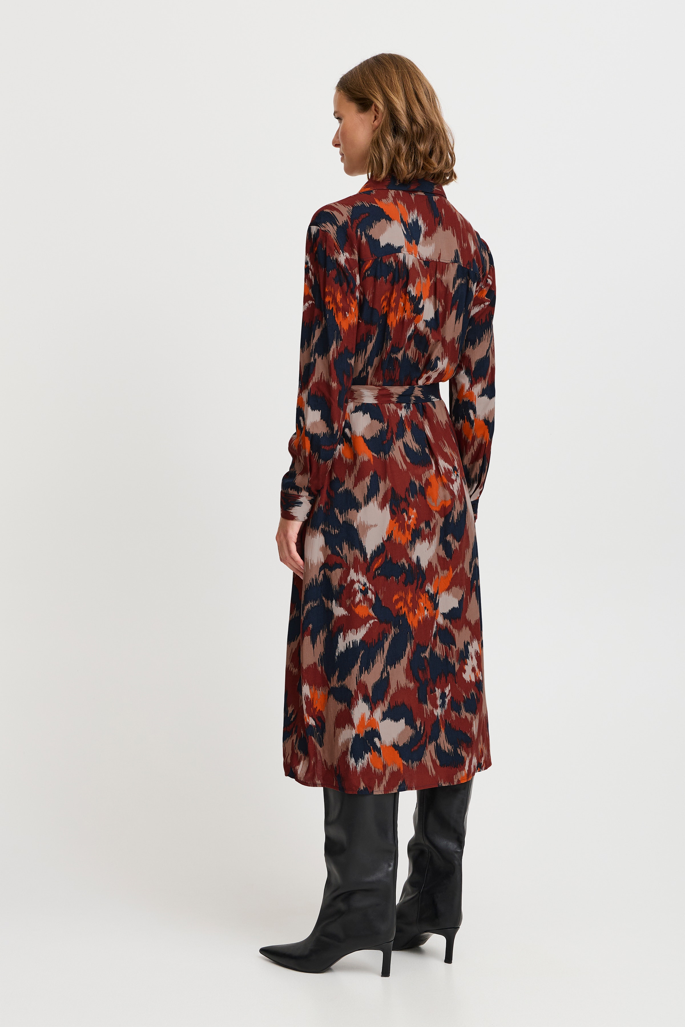 BYJOSA Kjole LOOKBOOK BACK 20815602-203828