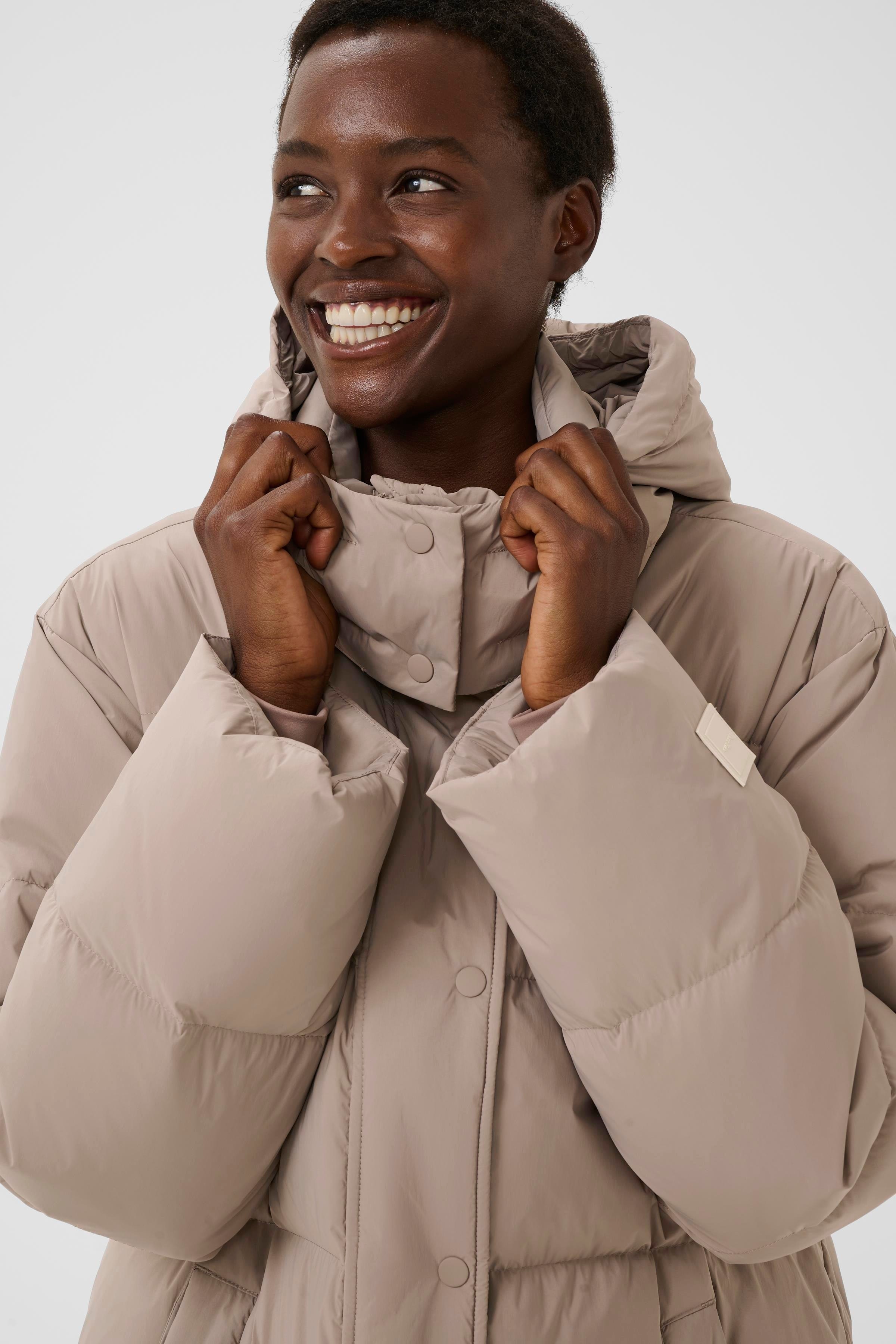 SabaPW Coat LOOKBOOK DETAIL 30309729-171212