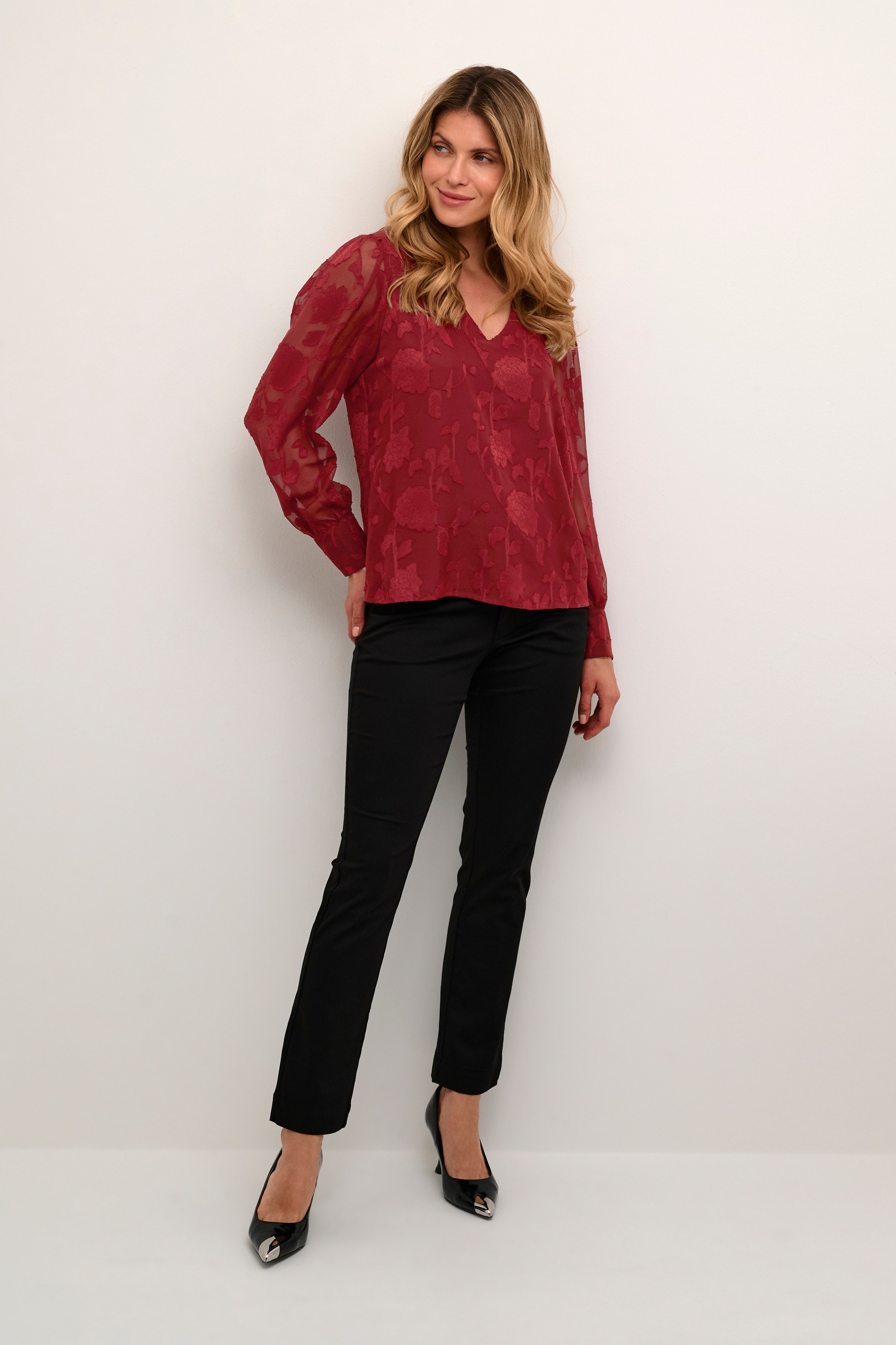 KAtulla Blouse LOOKBOOK FRONT 10508023-191531