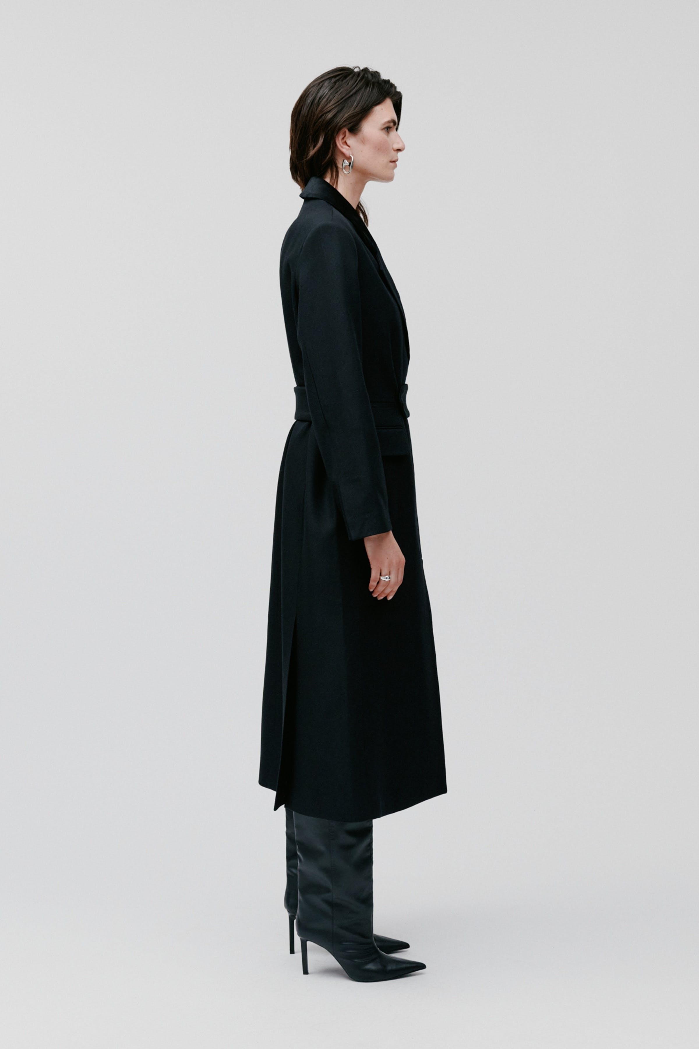 CORI Blazer LOOKBOOK FRONT 30699150-BK999