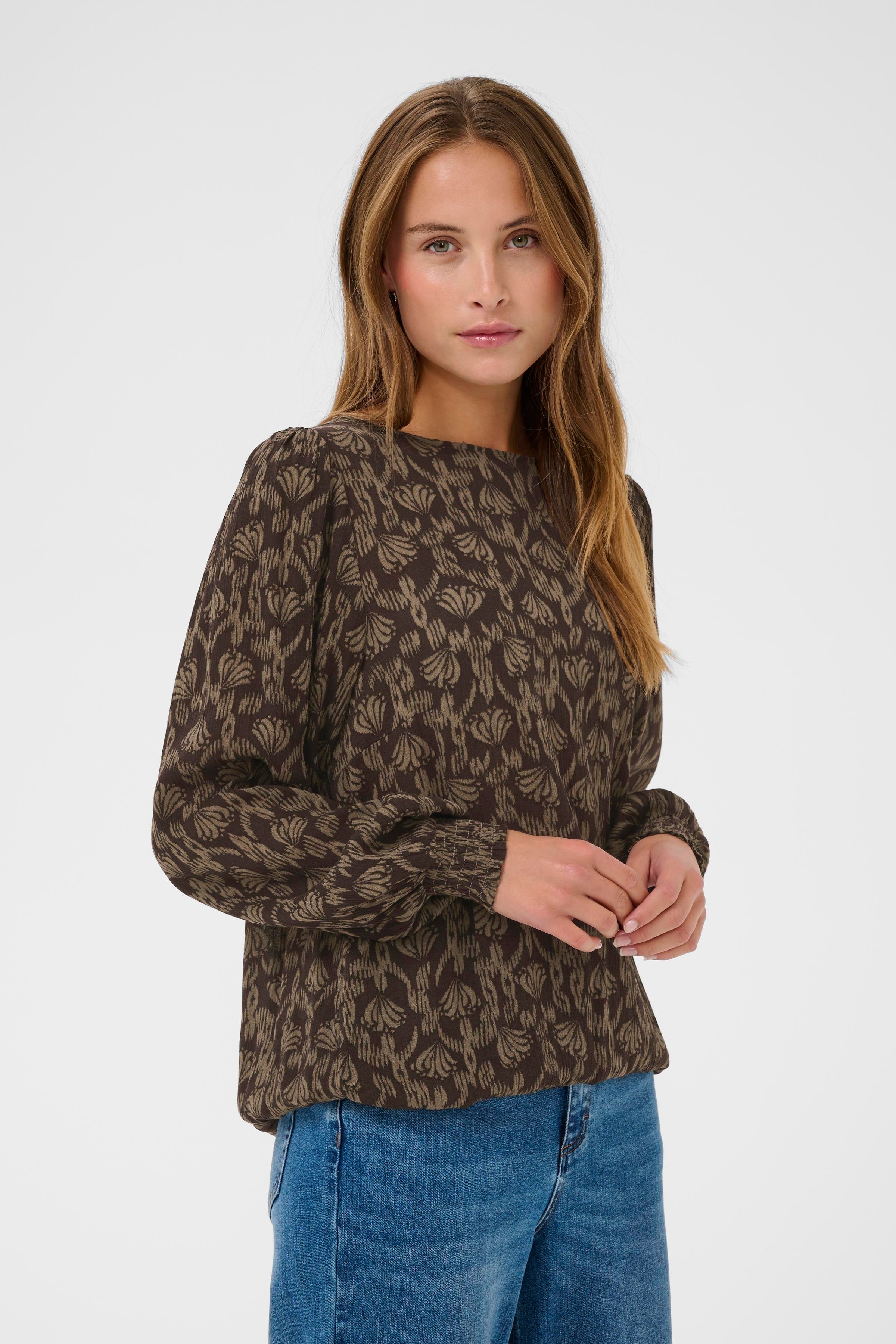 KArikka Blouse LOOKBOOK FRONT 10511013-108727