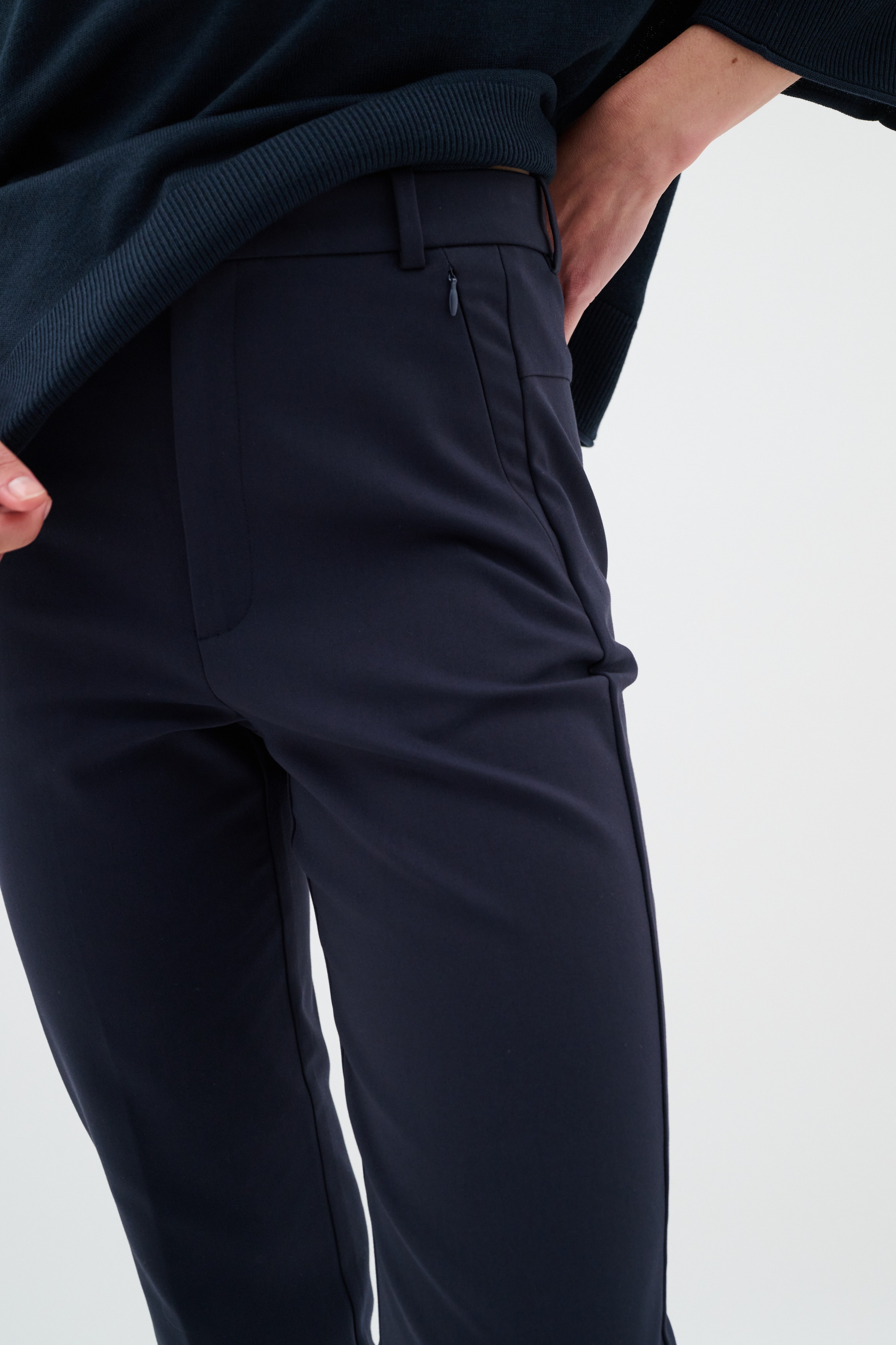 EmmyIW Trousers LOOKBOOK DETAIL 30110606-300005