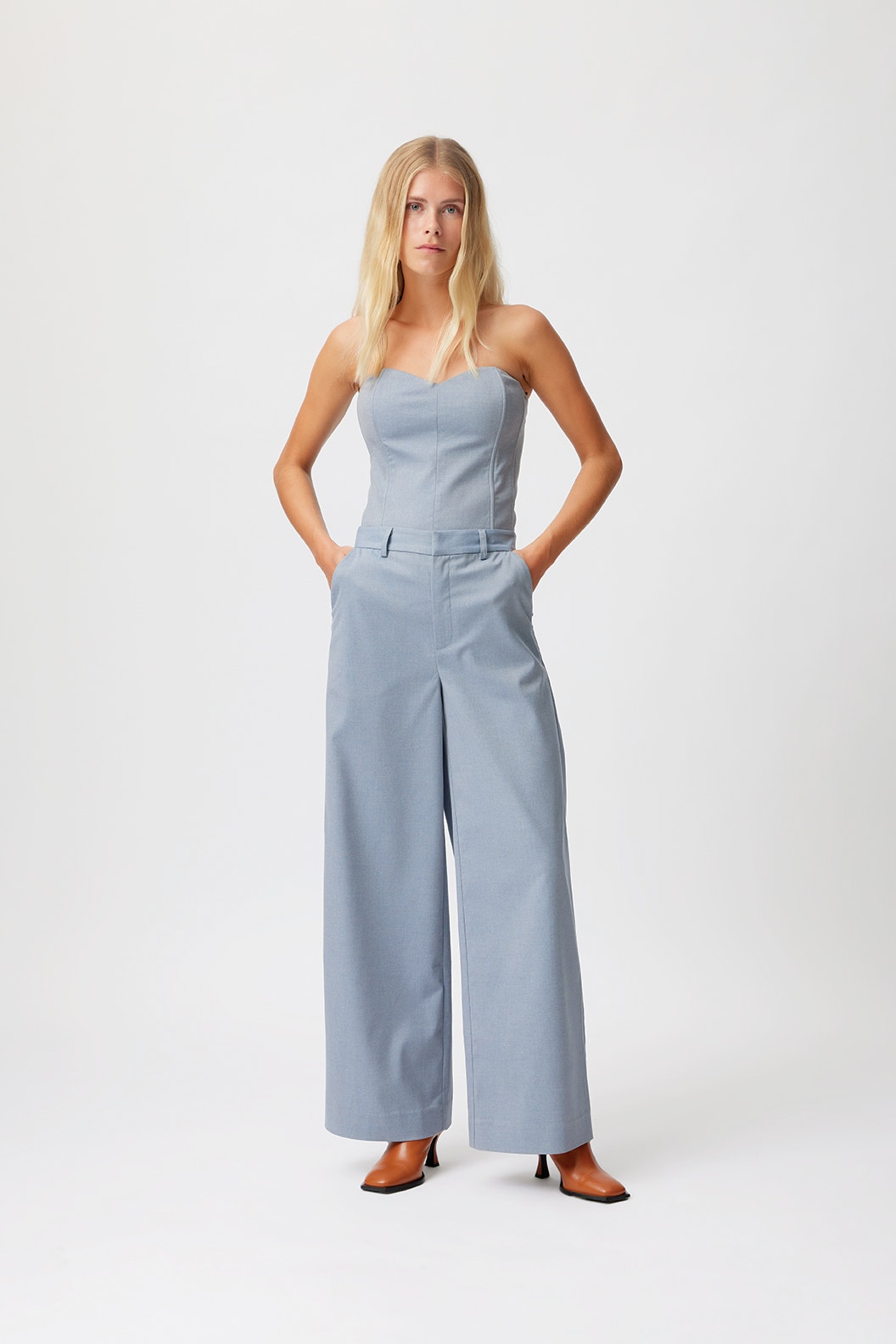 SundraGZ Top LOOKBOOK FRONT 10906120-102459