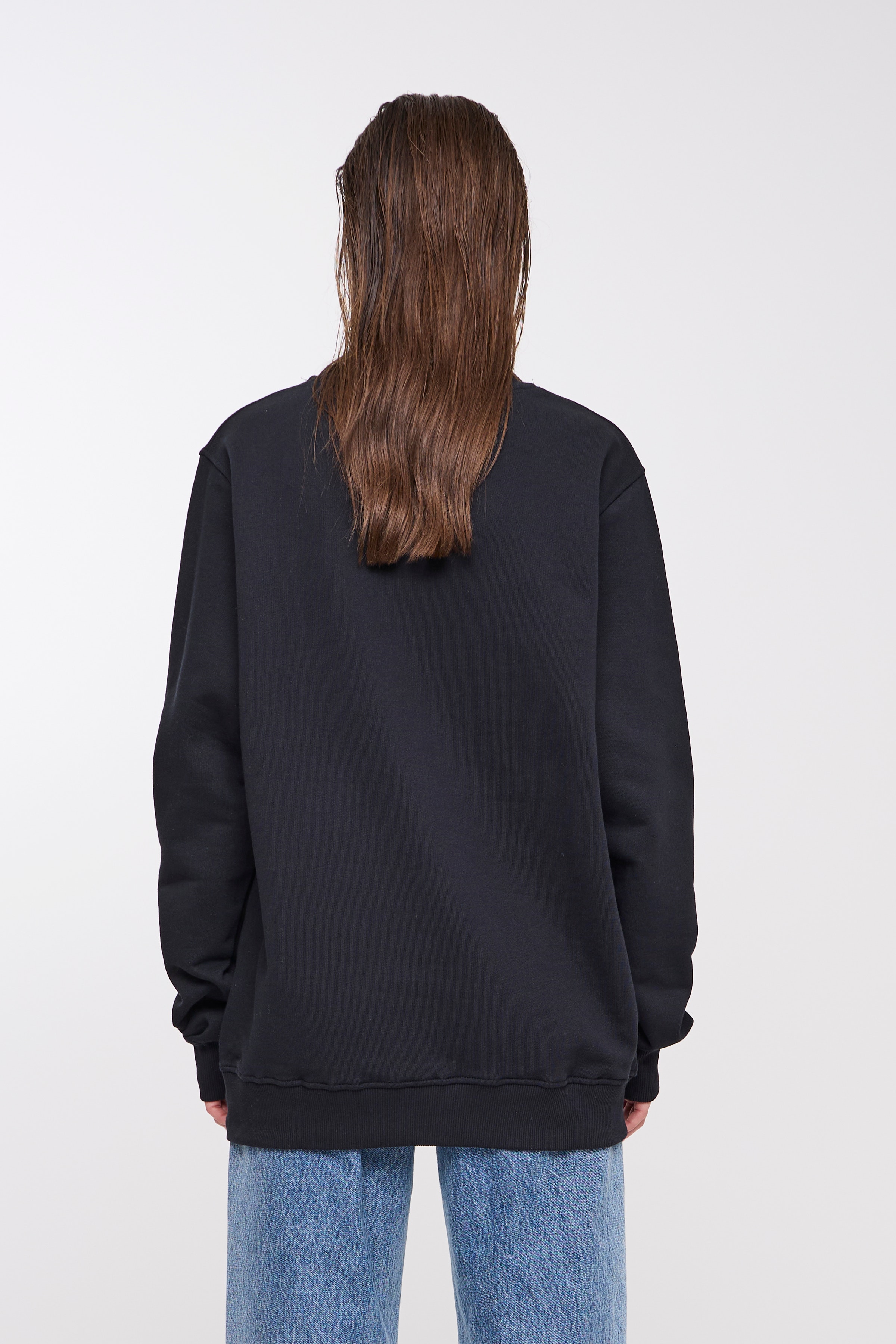 L. TAYLOR SWEATSHIRT LOOKBOOK BACK 50400052-193911