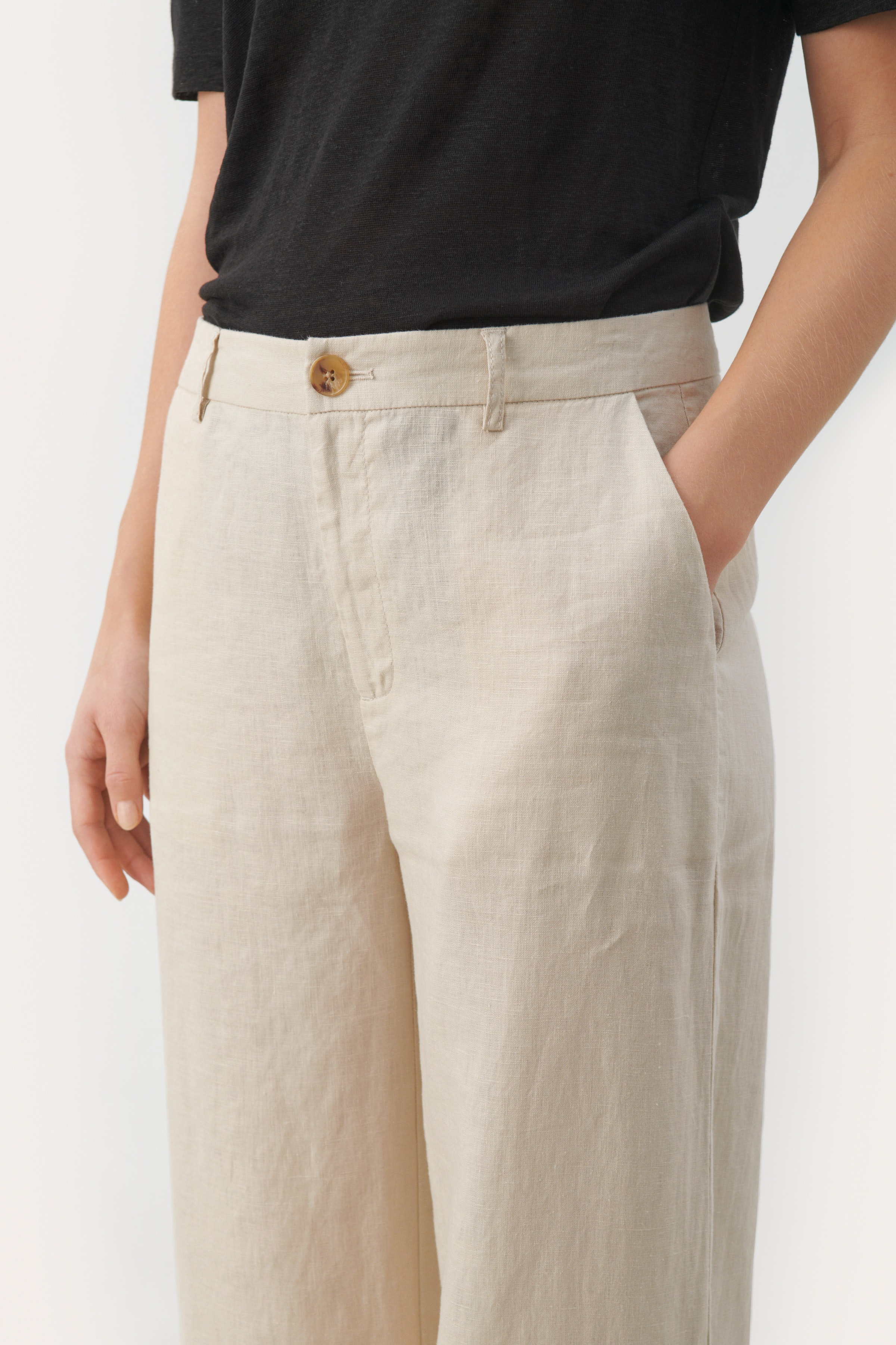 NinnesPW Linen trousers LOOKBOOK DETAIL 30307724-130400