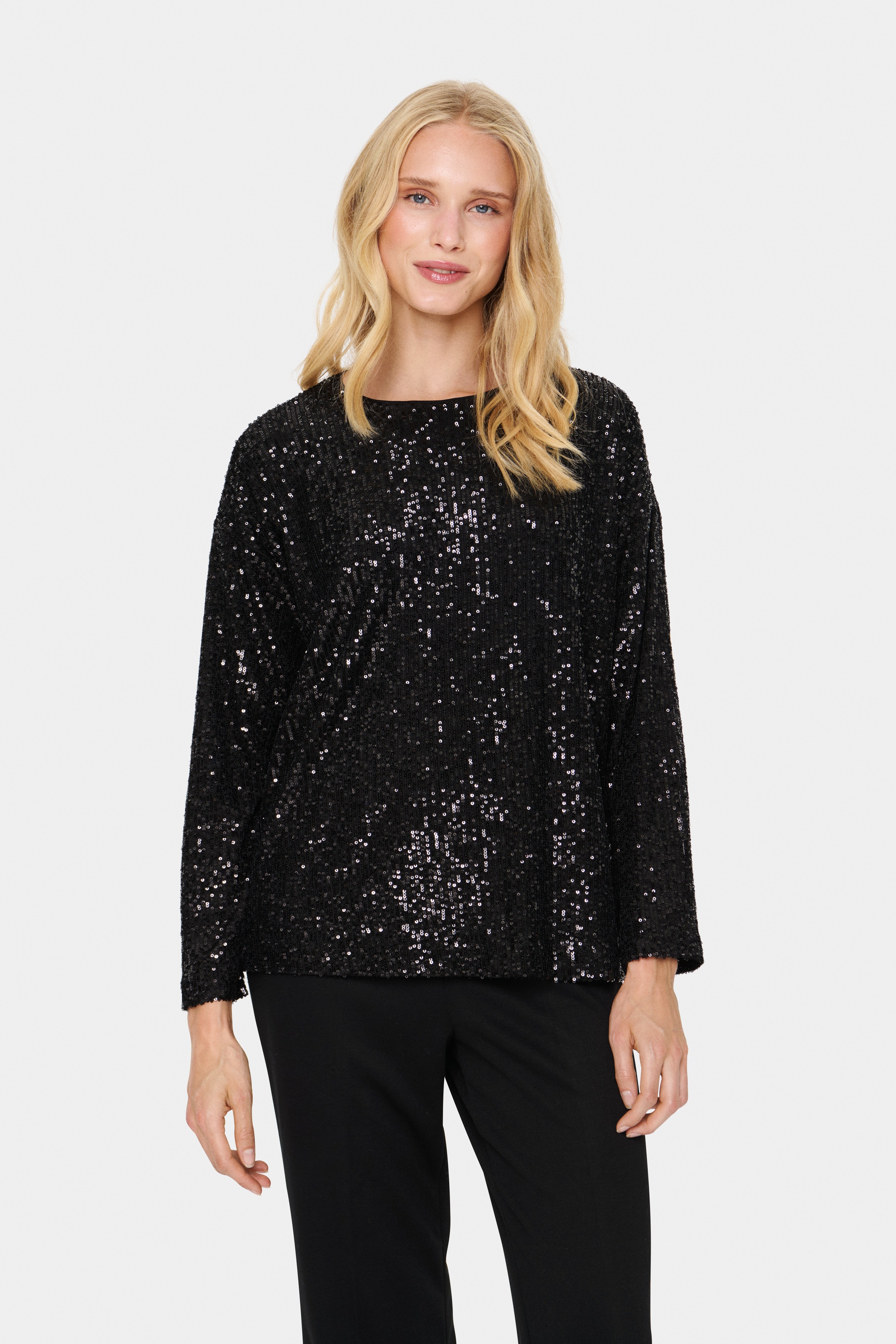 ReyanaSZ Sequin Blouse LOOKBOOK FRONT 30513969-193911