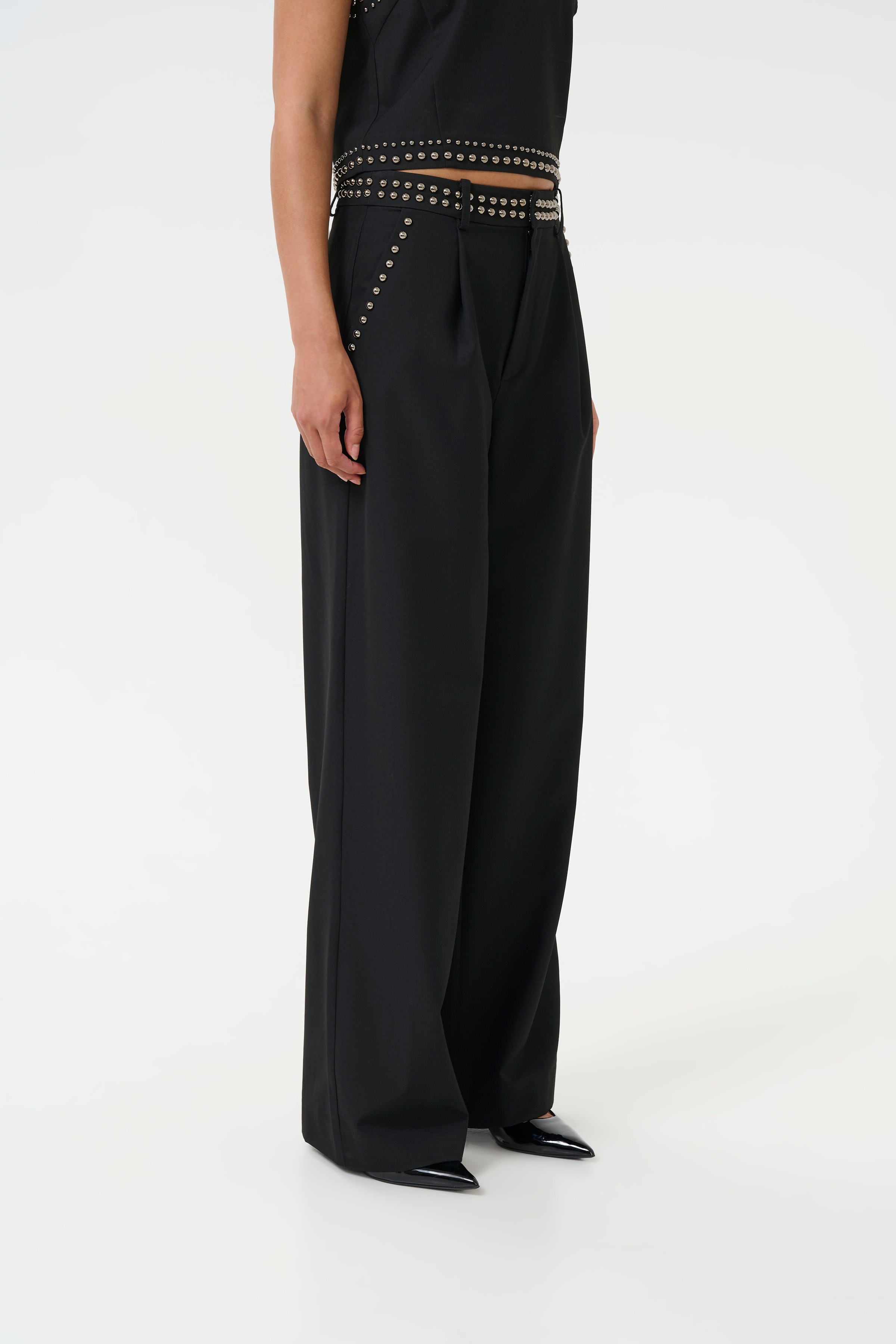 PhoebeGZ Trousers LOOKBOOK FRONT 10909624-100017