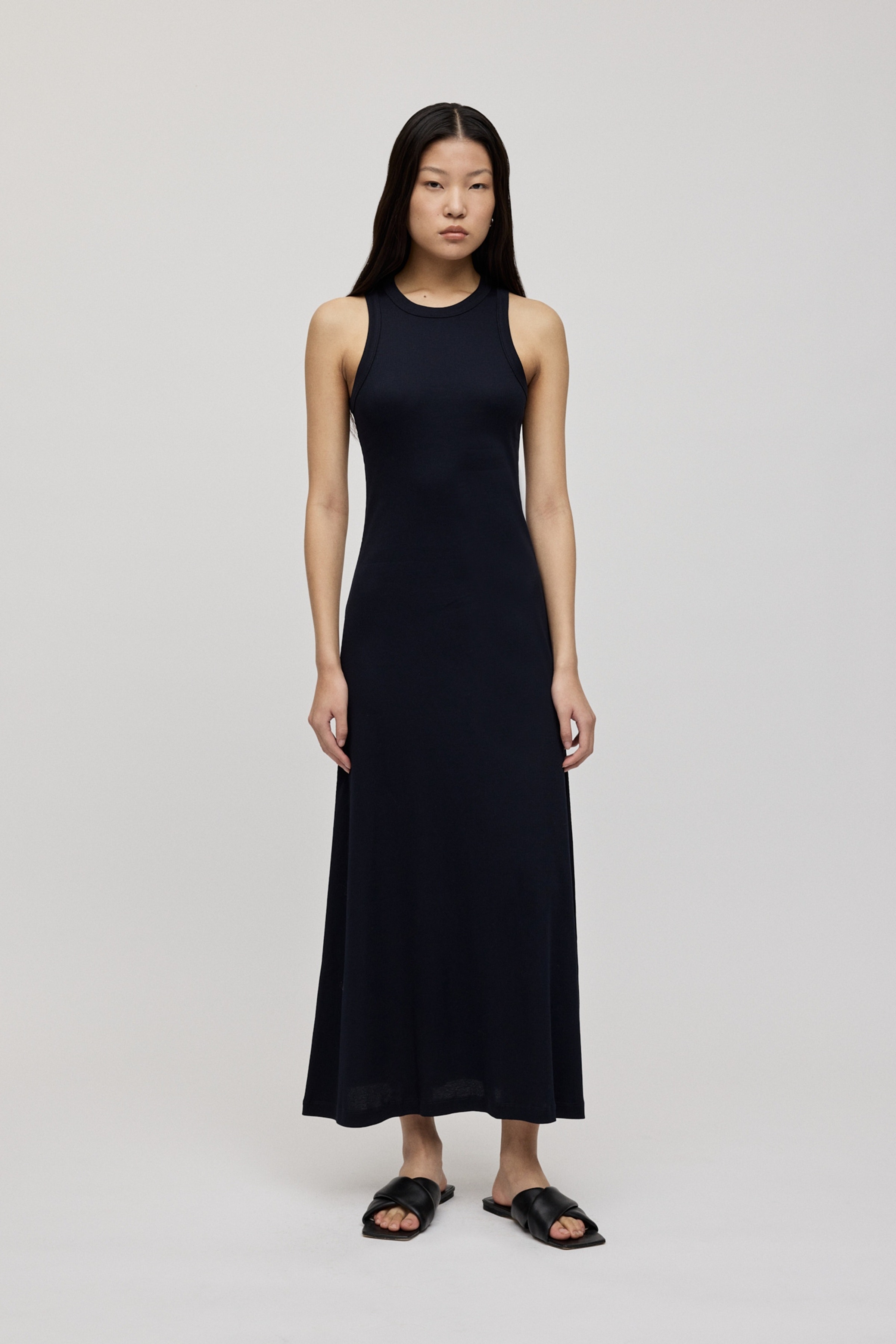 Kristyna Kjole LOOKBOOK FRONT 30600557-BL900