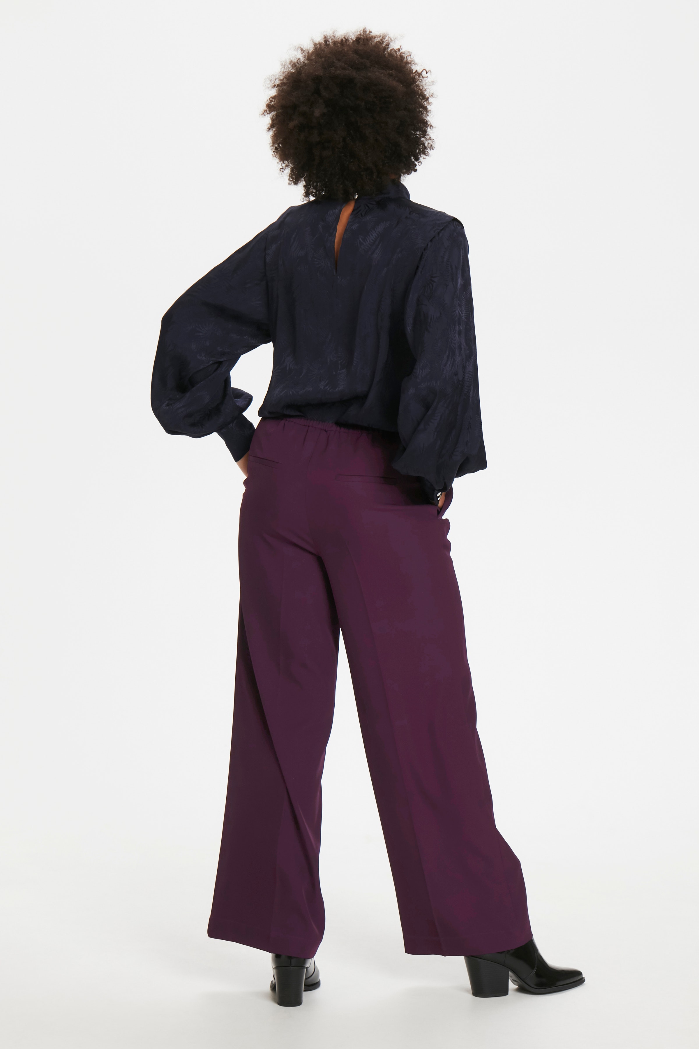 CalesiKB Casual pants LOOKBOOK BACK 10103126-192118