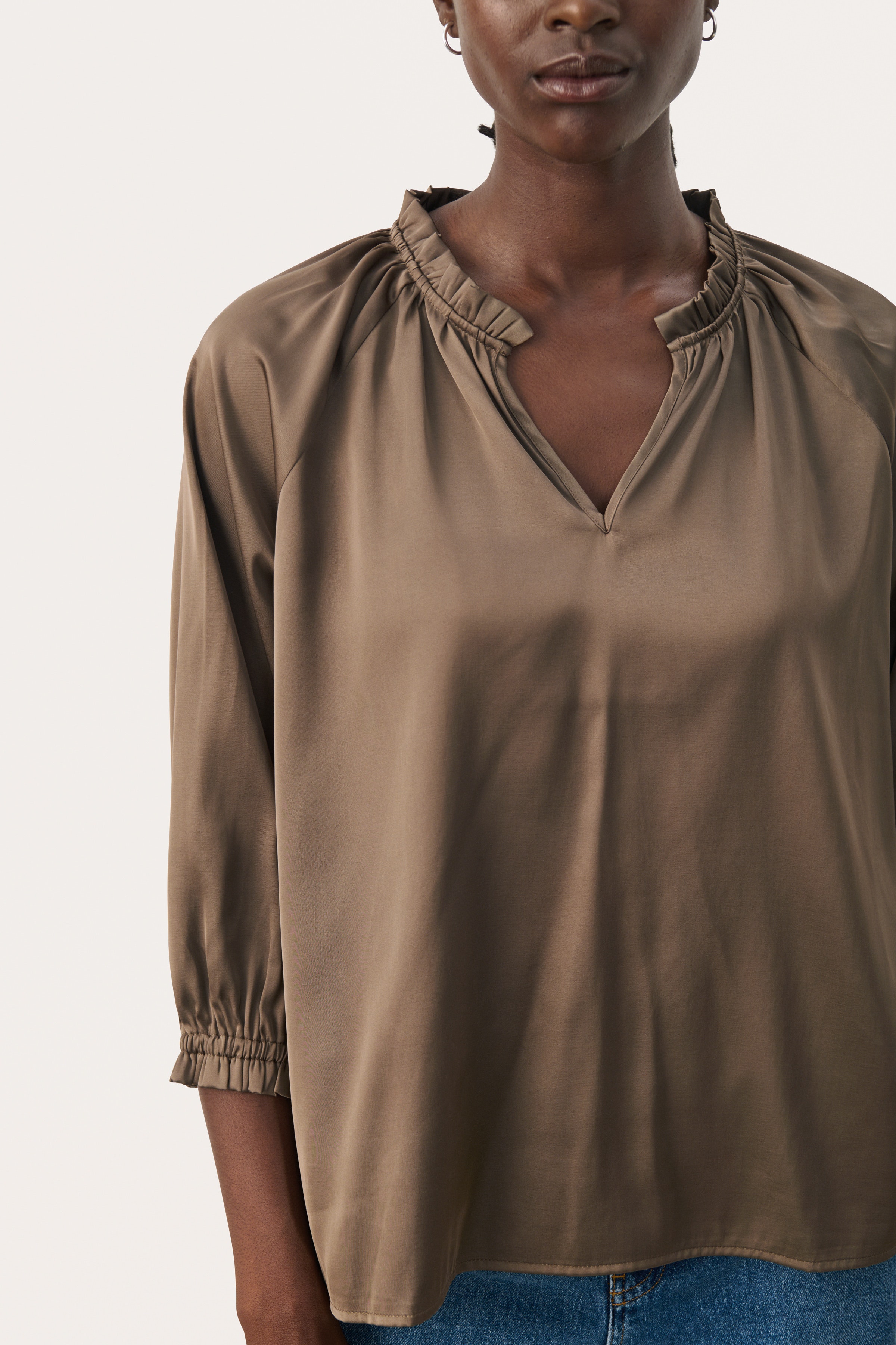 ElsiaPW Blouse LOOKBOOK DETAIL 30309324-181112