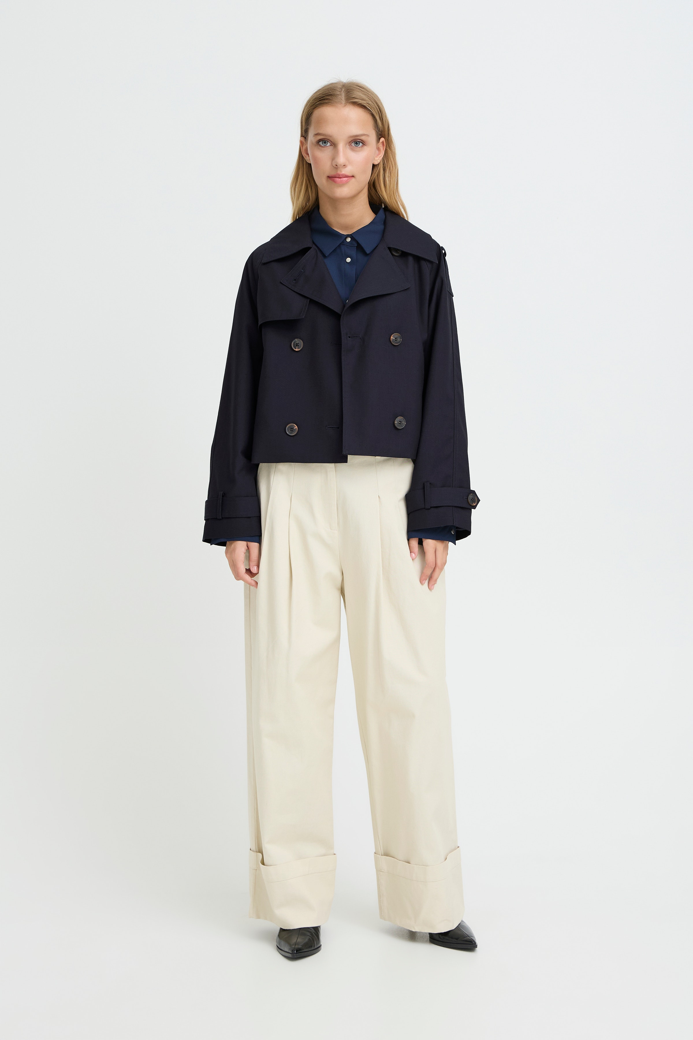 IHEPARZA Jacke LOOKBOOK FRONT 20122214-194013