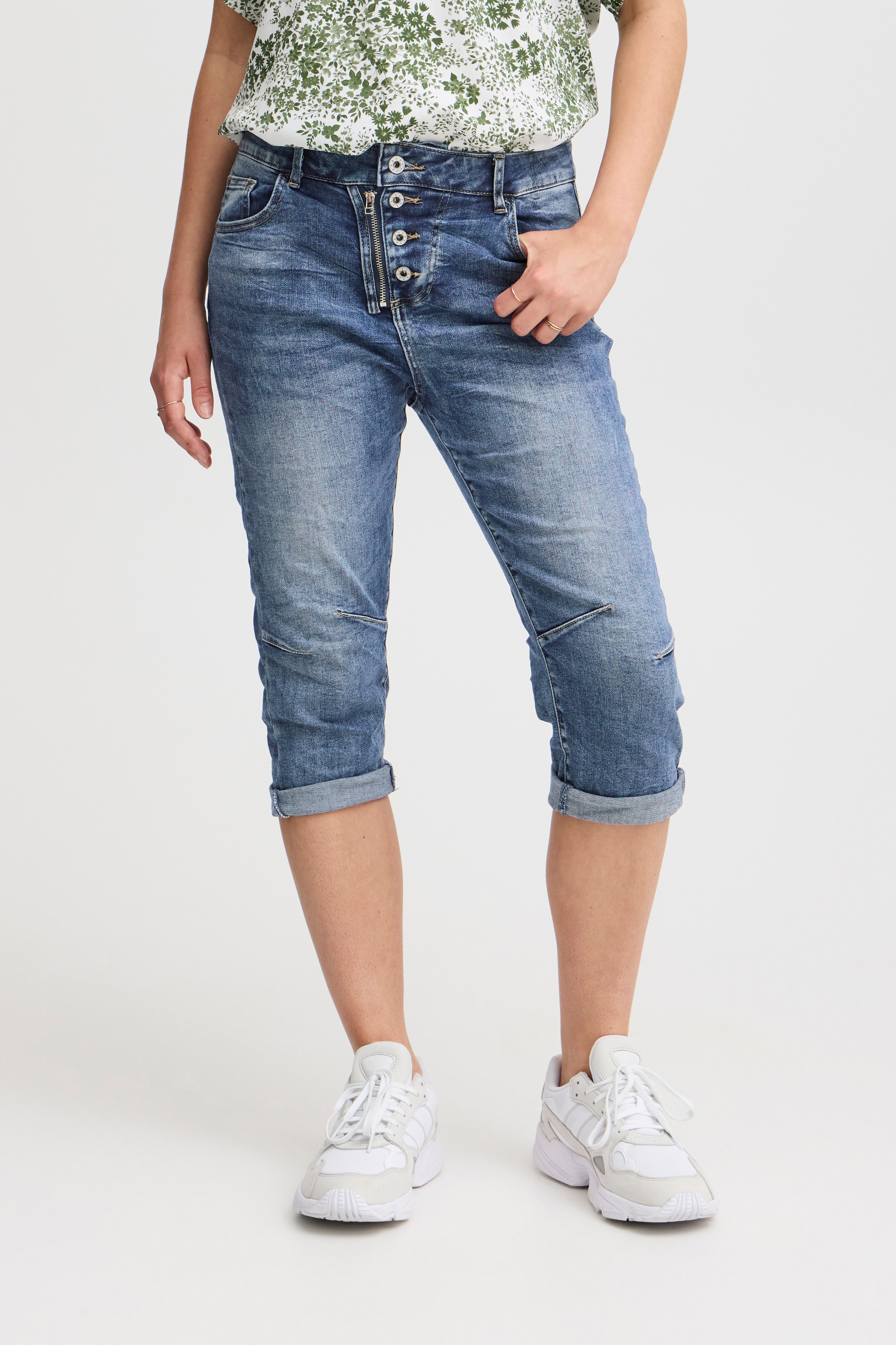 Jeans LOOKBOOK FRONT 22100652-203403