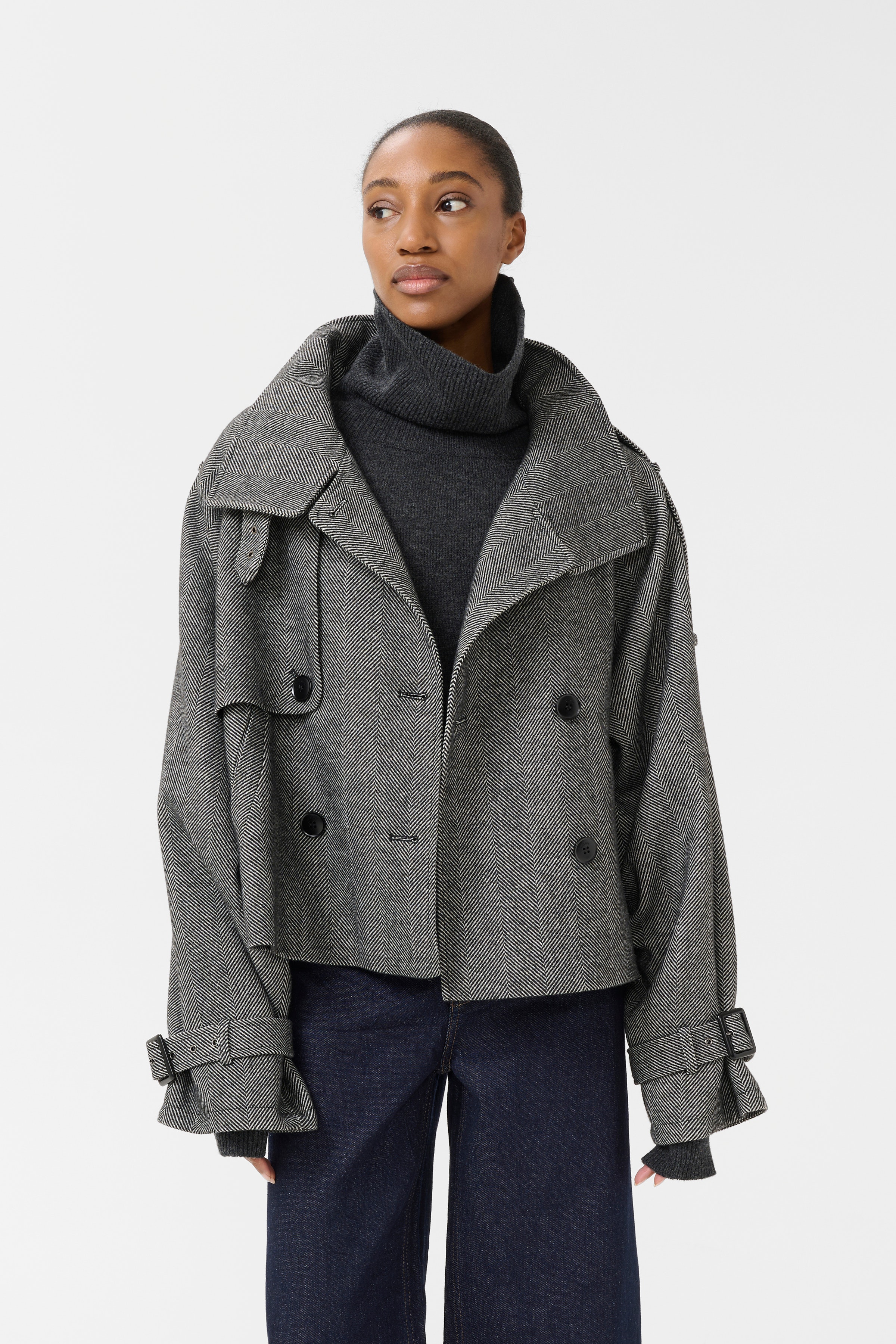 GZavic Outerwear LOOKBOOK FRONT 10910324-107732