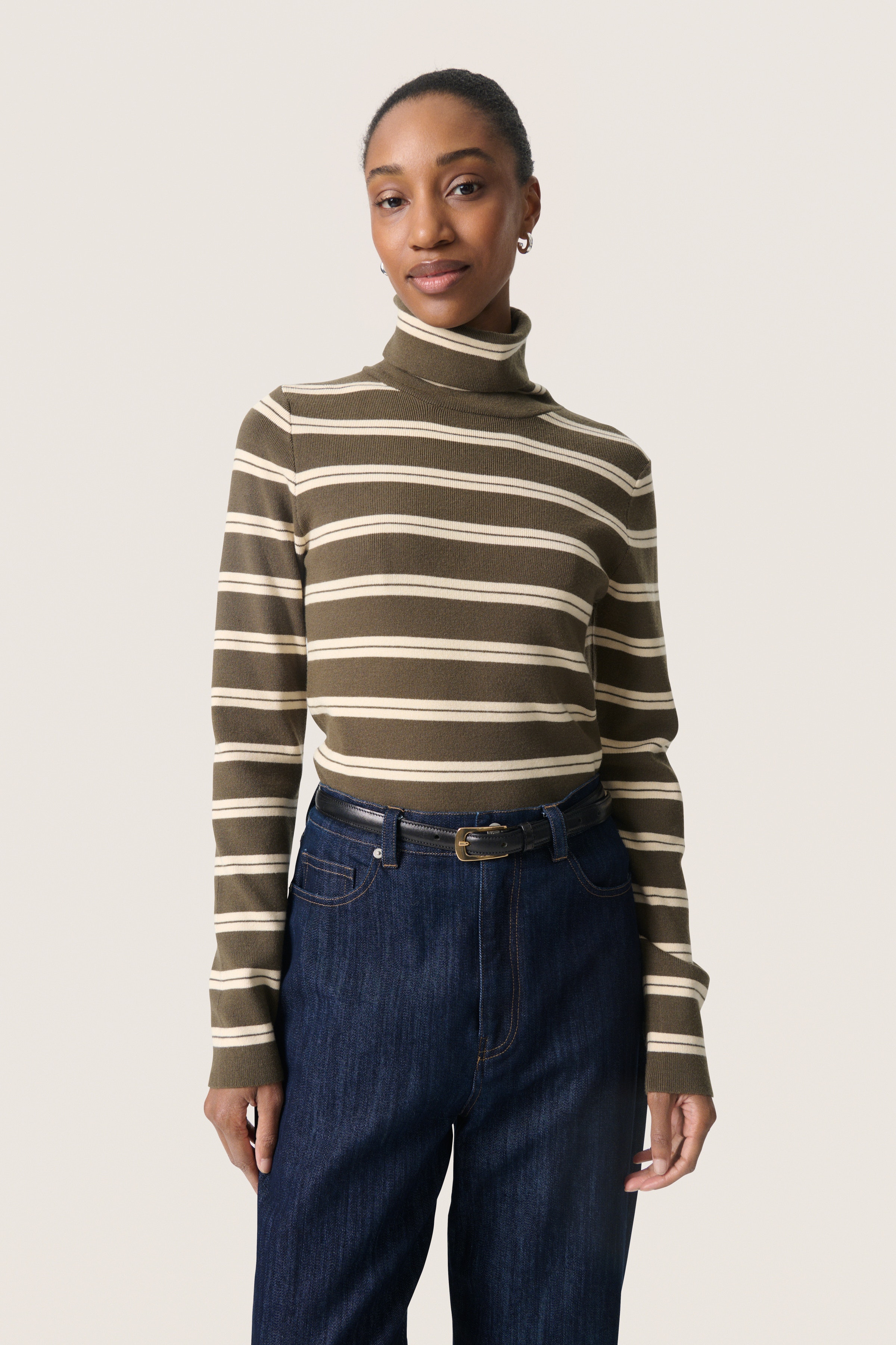 SLSpina Pullover LOOKBOOK FRONT 30407690-304127