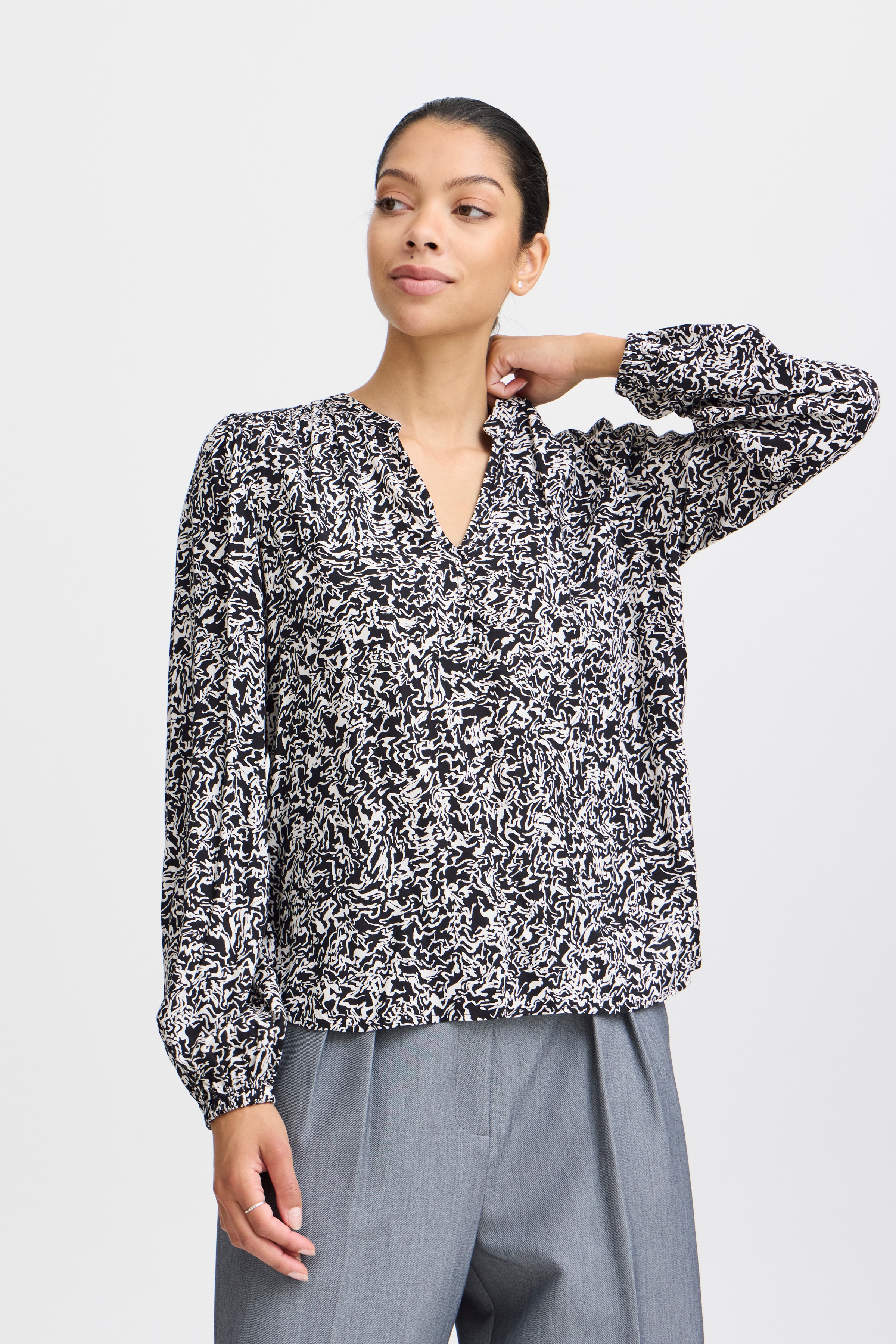 BYJOSA Bluse LOOKBOOK FRONT 20815573-203692