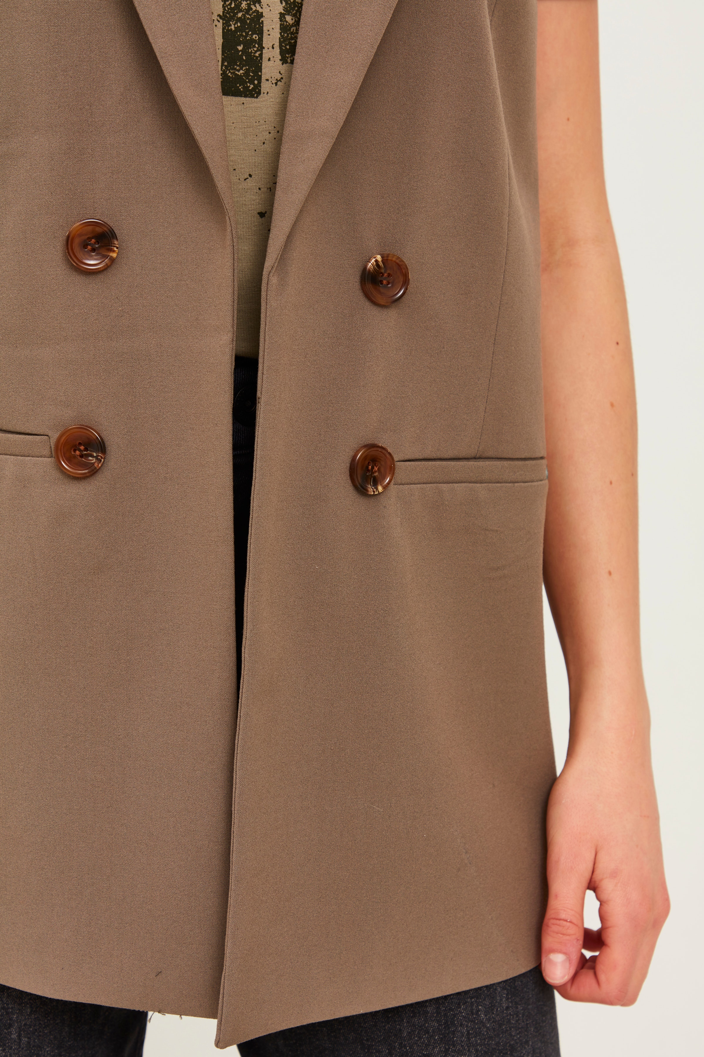 Väst LOOKBOOK DETAIL 50206175-180513