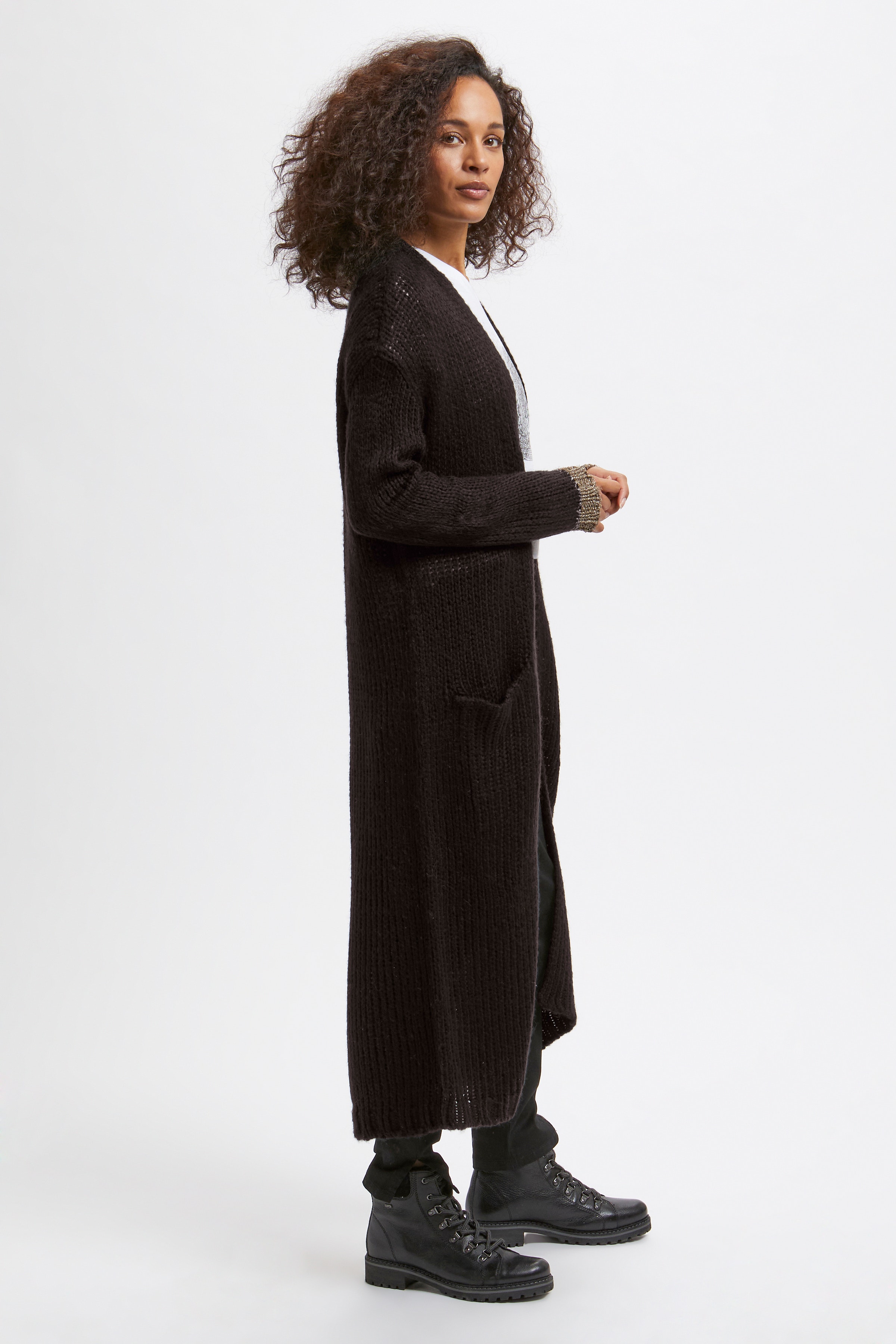 KAmerla Long Stickad cardigan LOOKBOOK FRONT 10551818-101755