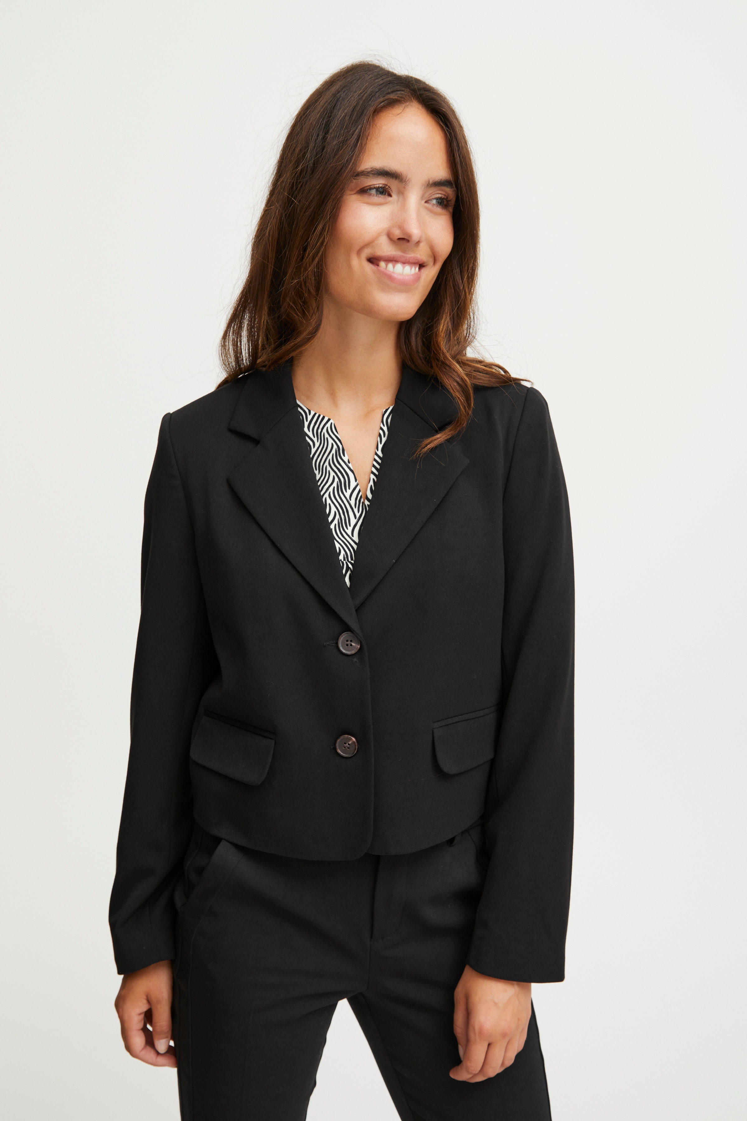 FRNOLA Blazer LOOKBOOK FRONT 20612695-200113