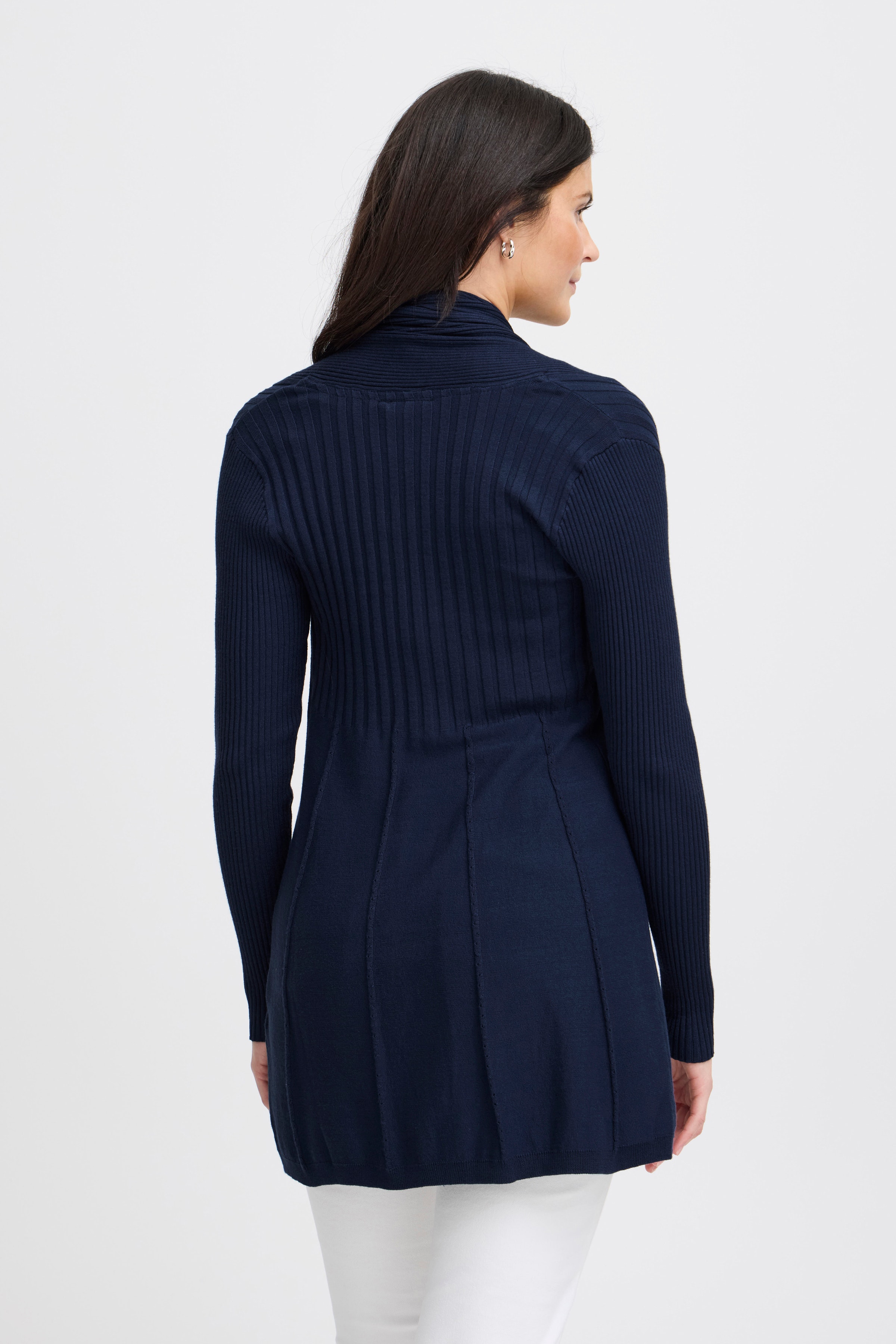 Strikket cardigan LOOKBOOK FRONT 600778-60410