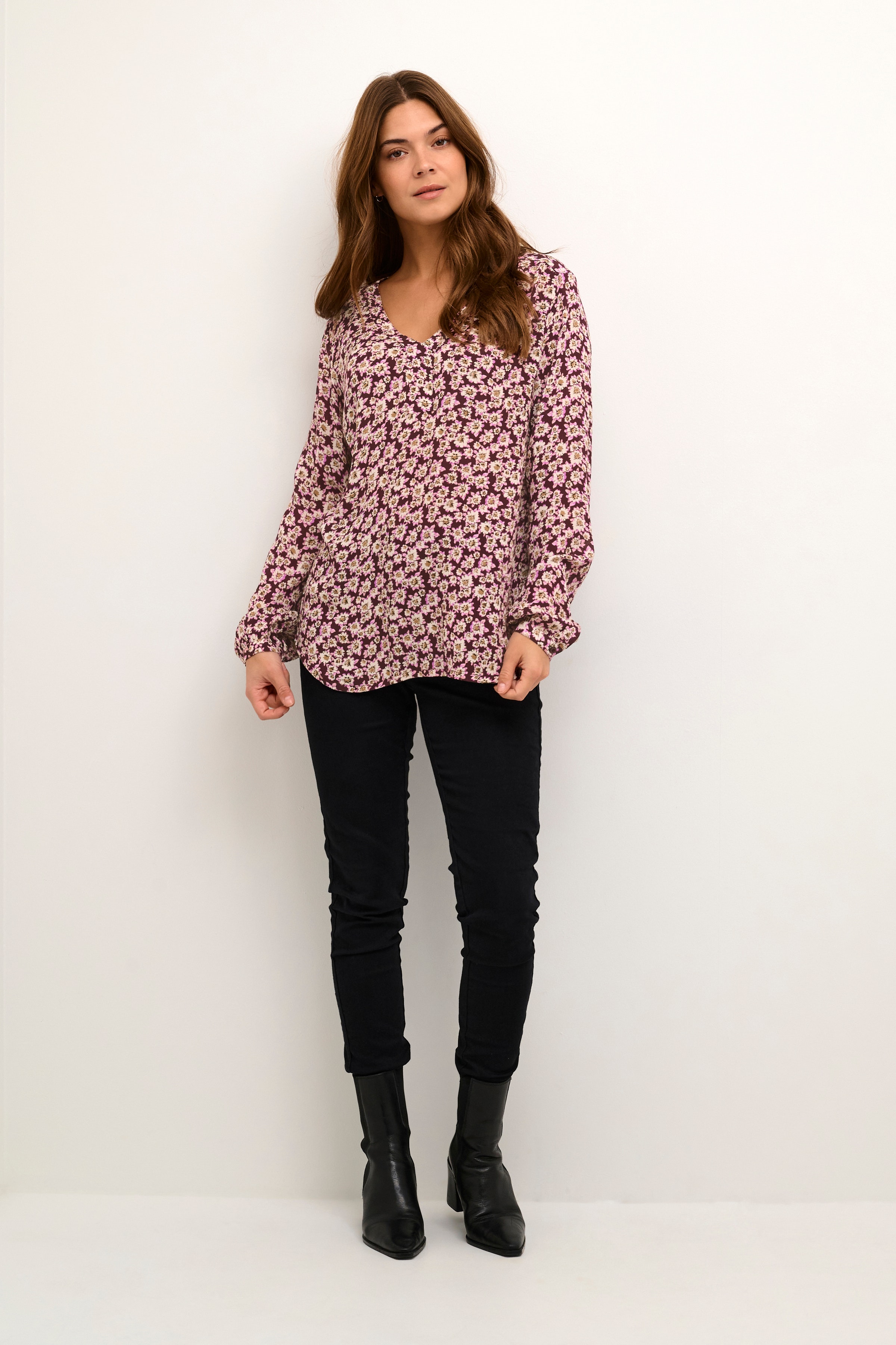 BPalice Blus LOOKBOOK FRONT 10590388-104054B