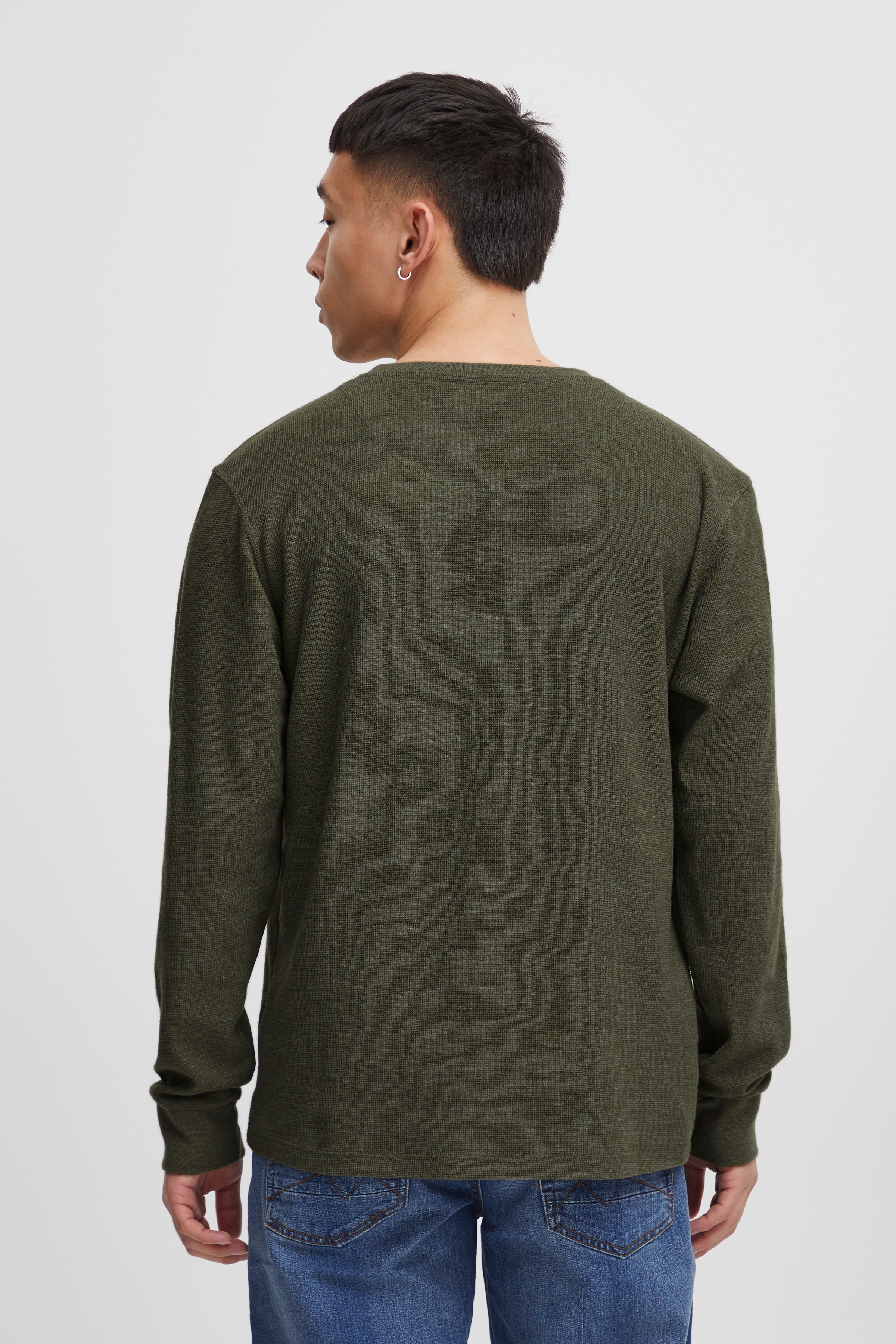 Long sleeved T-shirt LOOKBOOK FRONT 20712117-180515