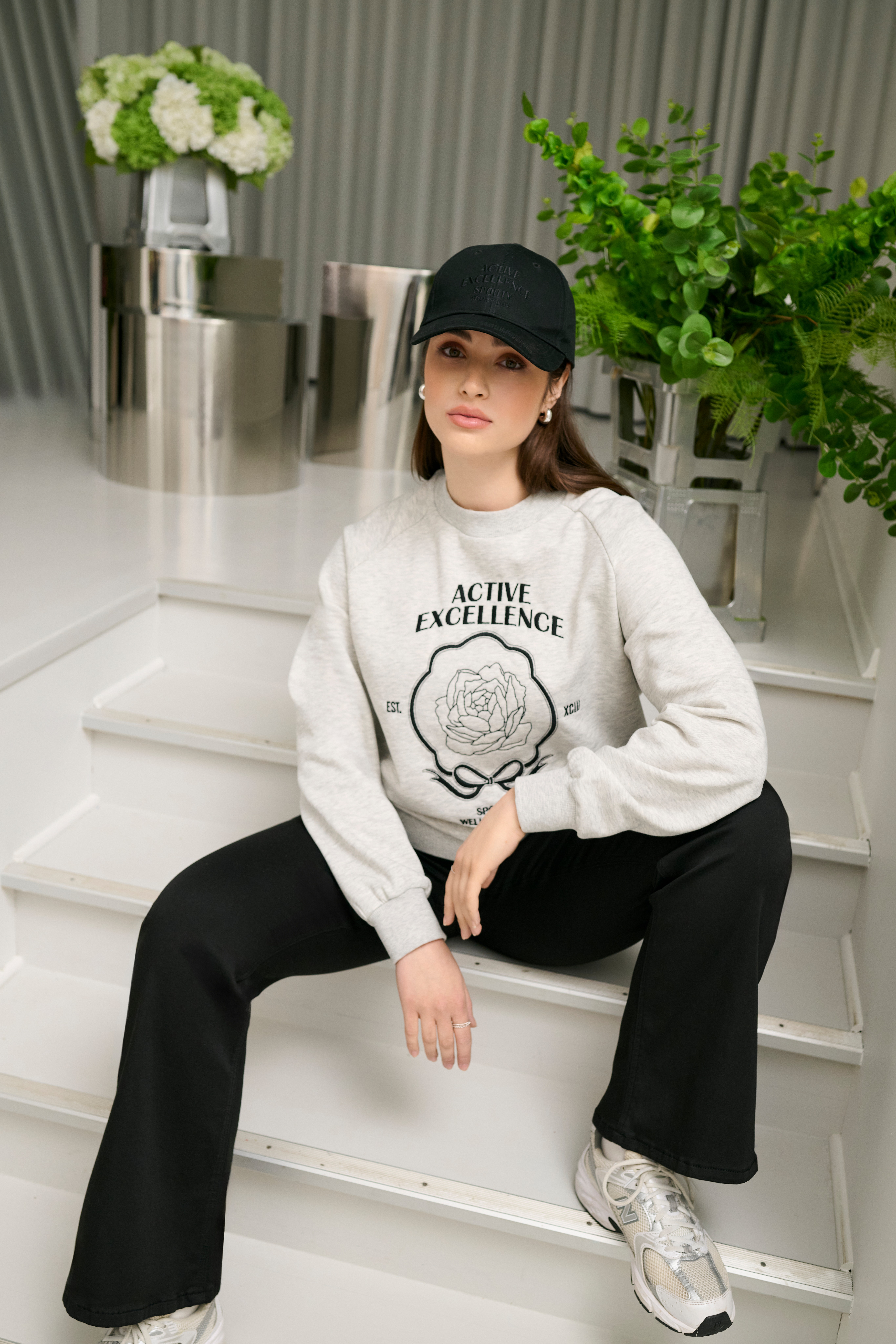KAandrea Sweatshirt LOCATION NONE 10552408-100126