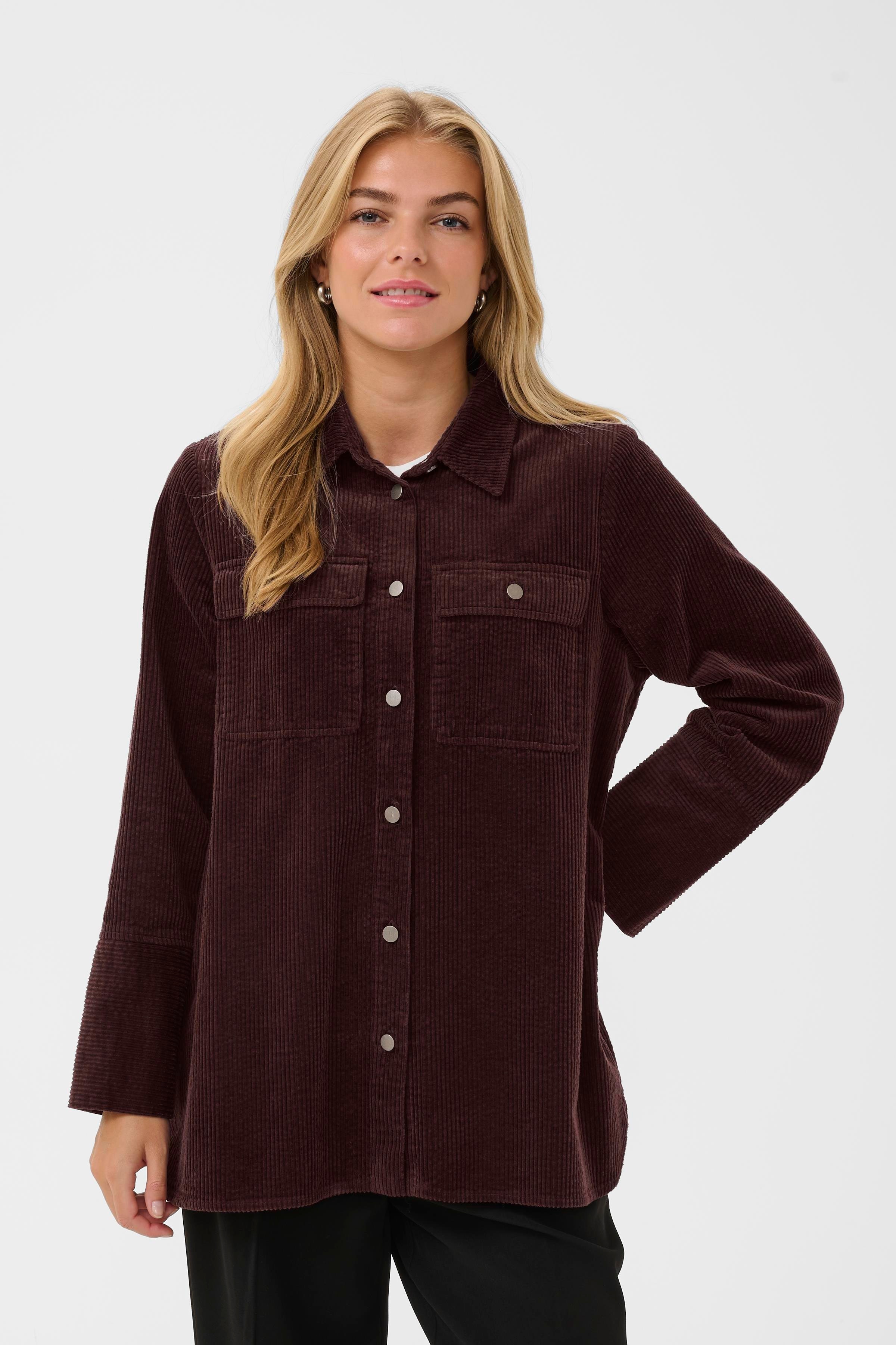 CUbaela Manchesterskjorta LOOKBOOK FRONT 50112268-191317