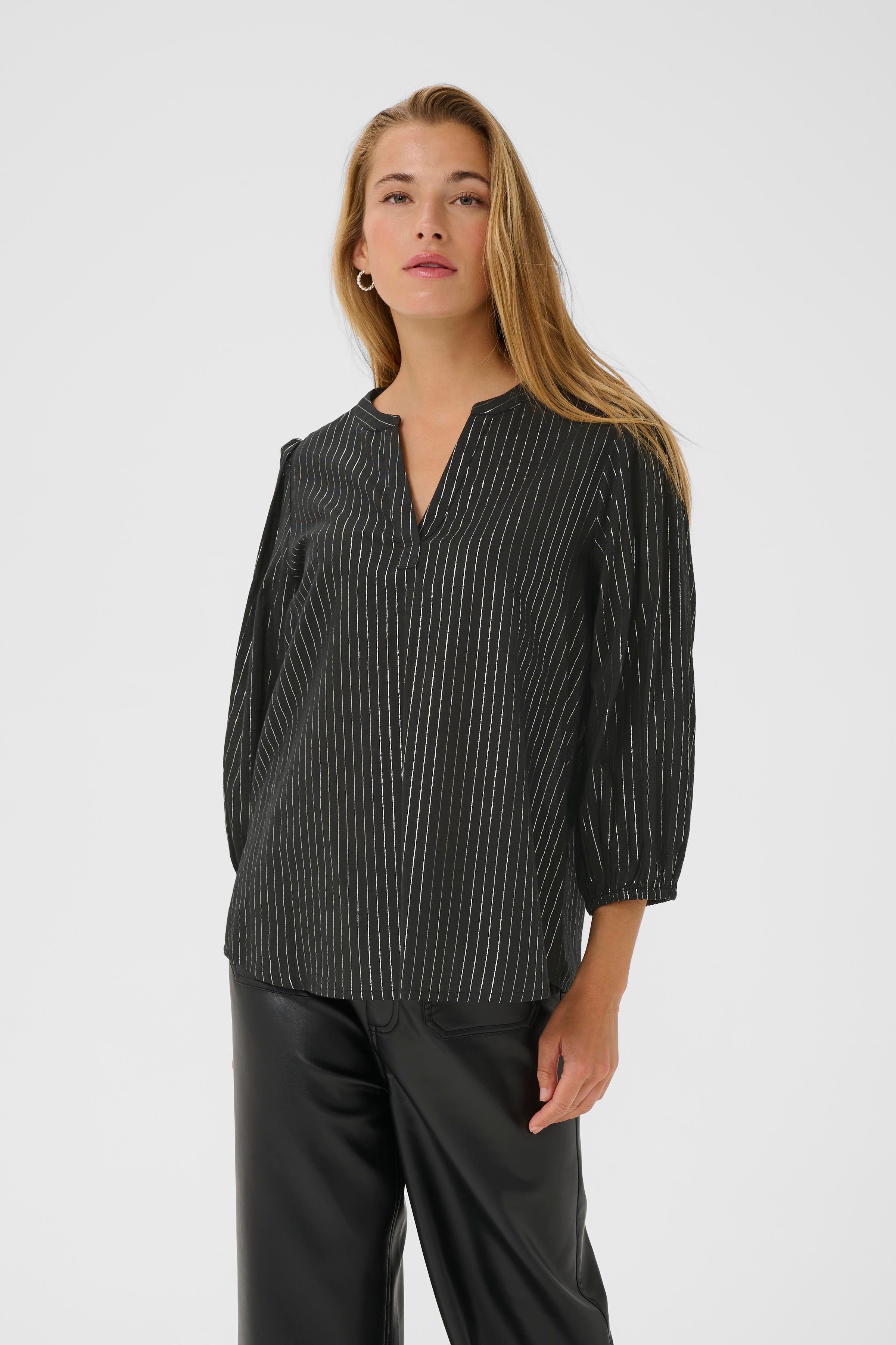 KAluise Blus LOOKBOOK FRONT 10511016-100121