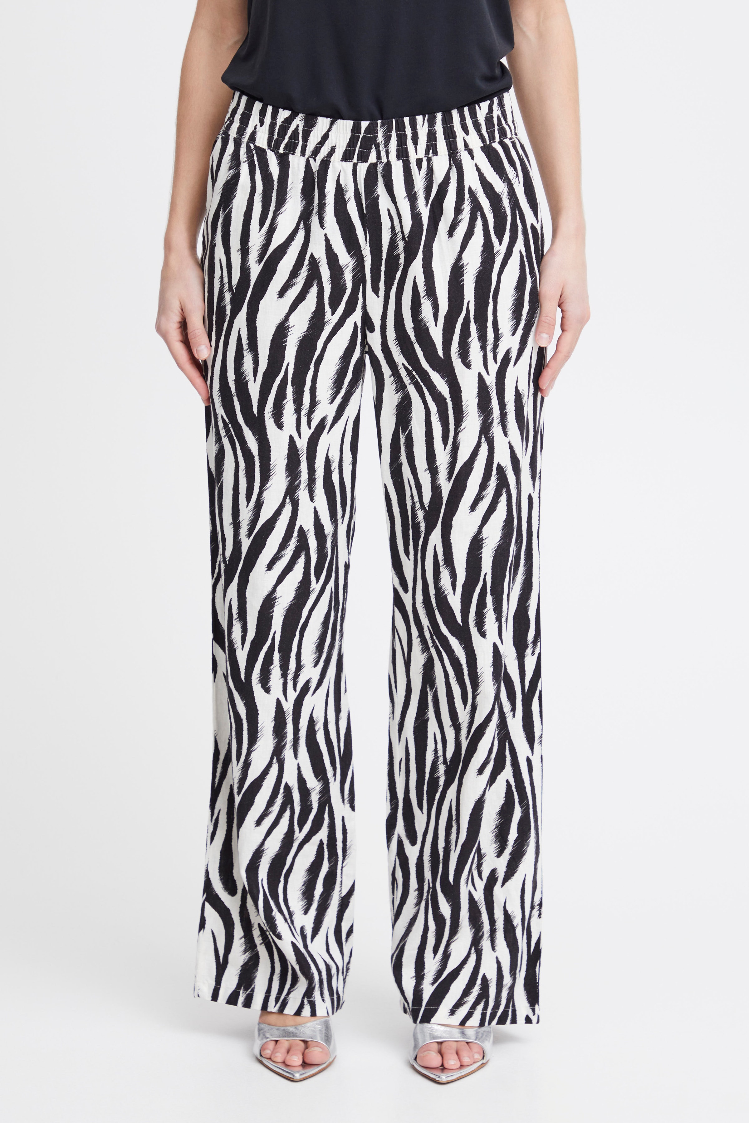 BYFALAKKA Trousers LOOKBOOK FRONT 20814563-202912