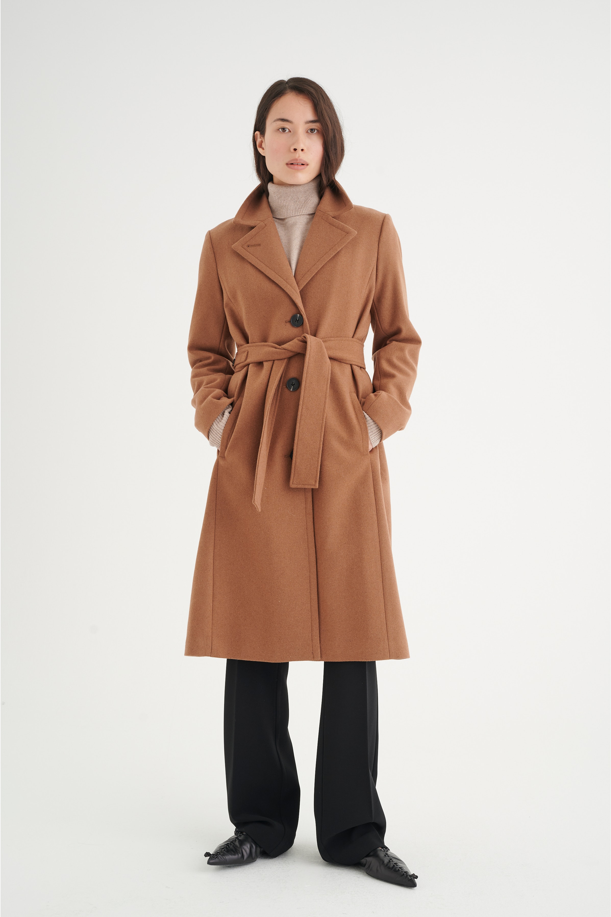 CiljaIW Lapel Jacke LOOKBOOK FRONT 30106442-171321