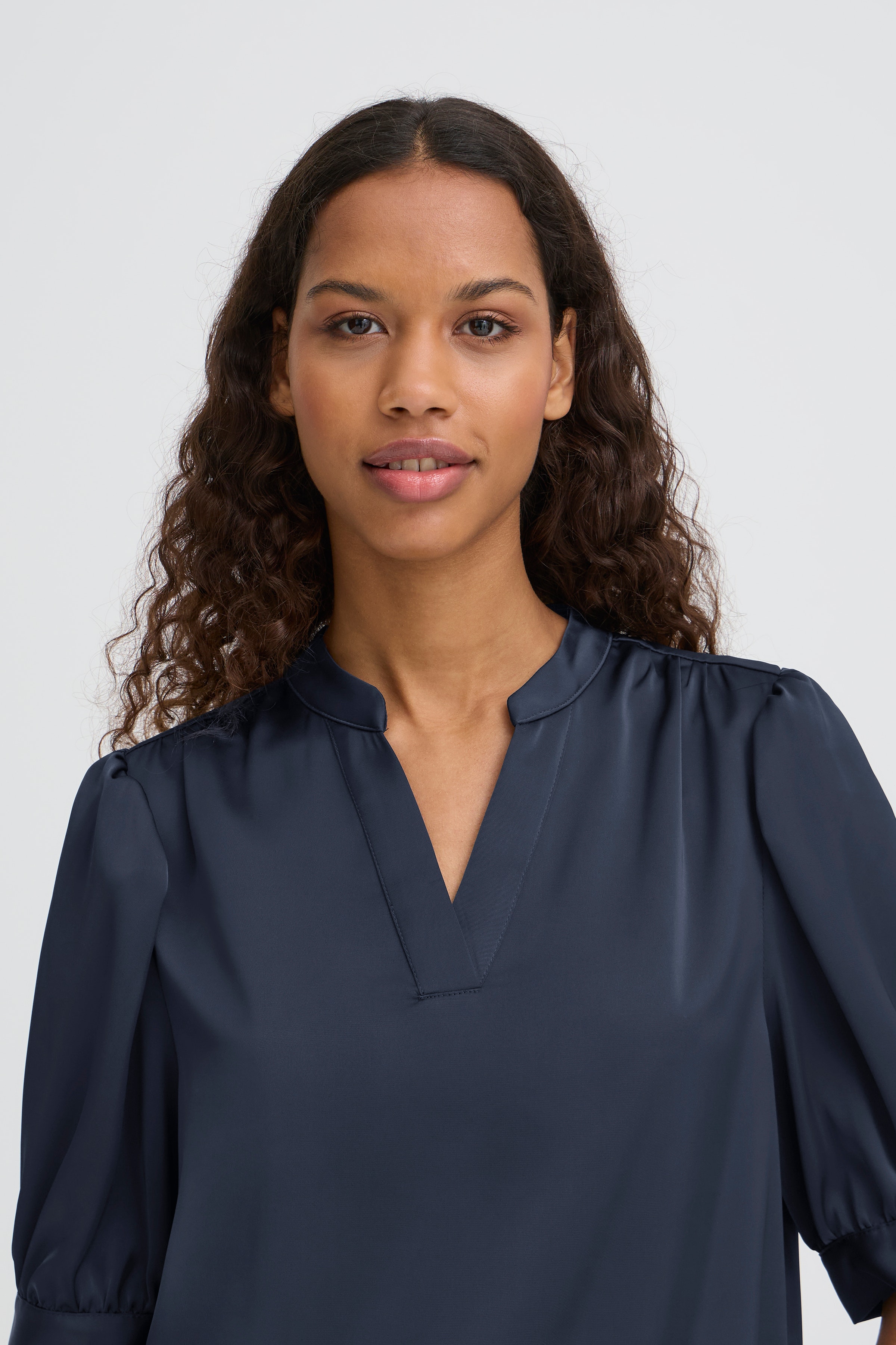 IHLETTA Blouse LOOKBOOK DETAIL 20125132-194010