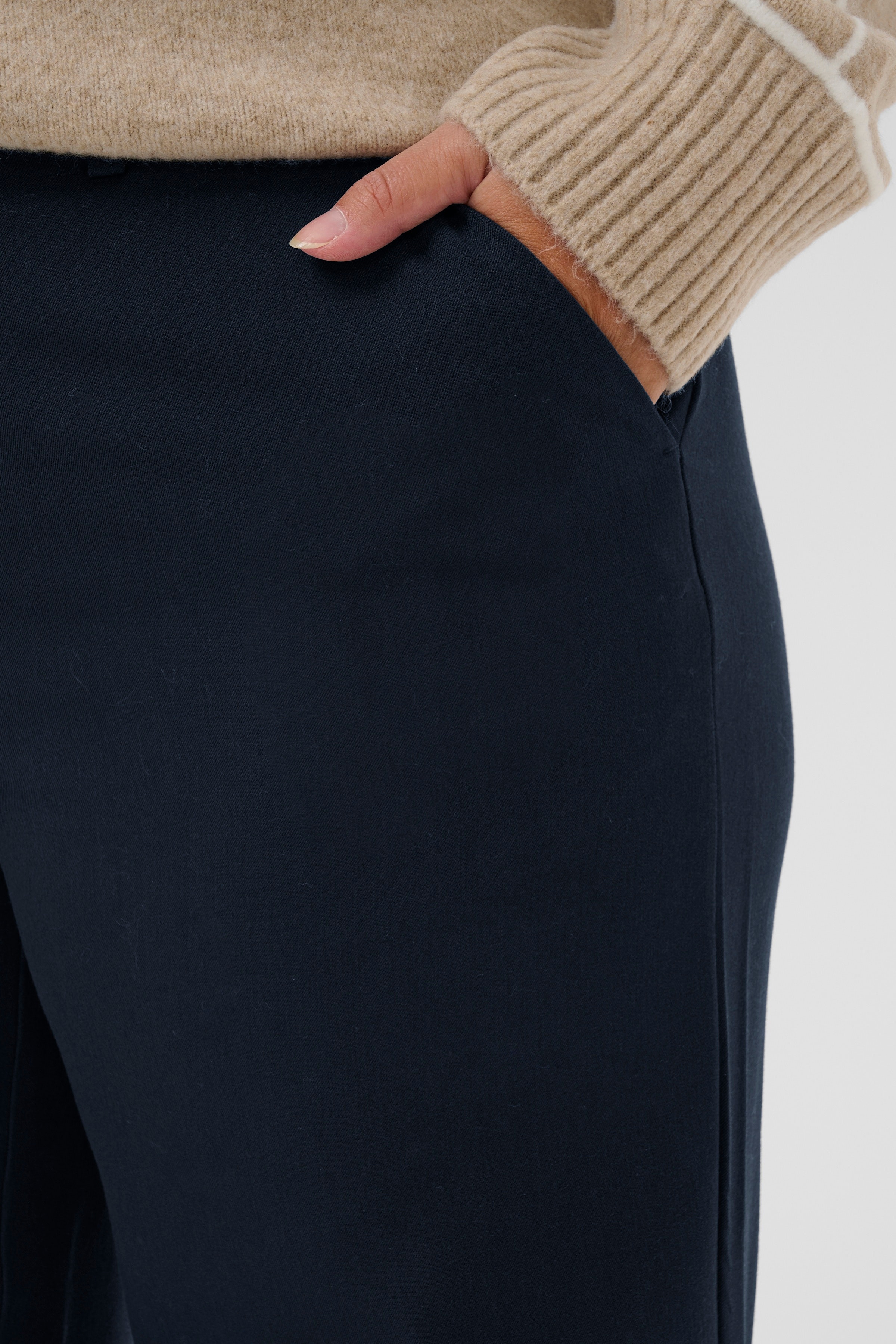 KChalley Broek LOOKBOOK DETAIL 10583936-194020