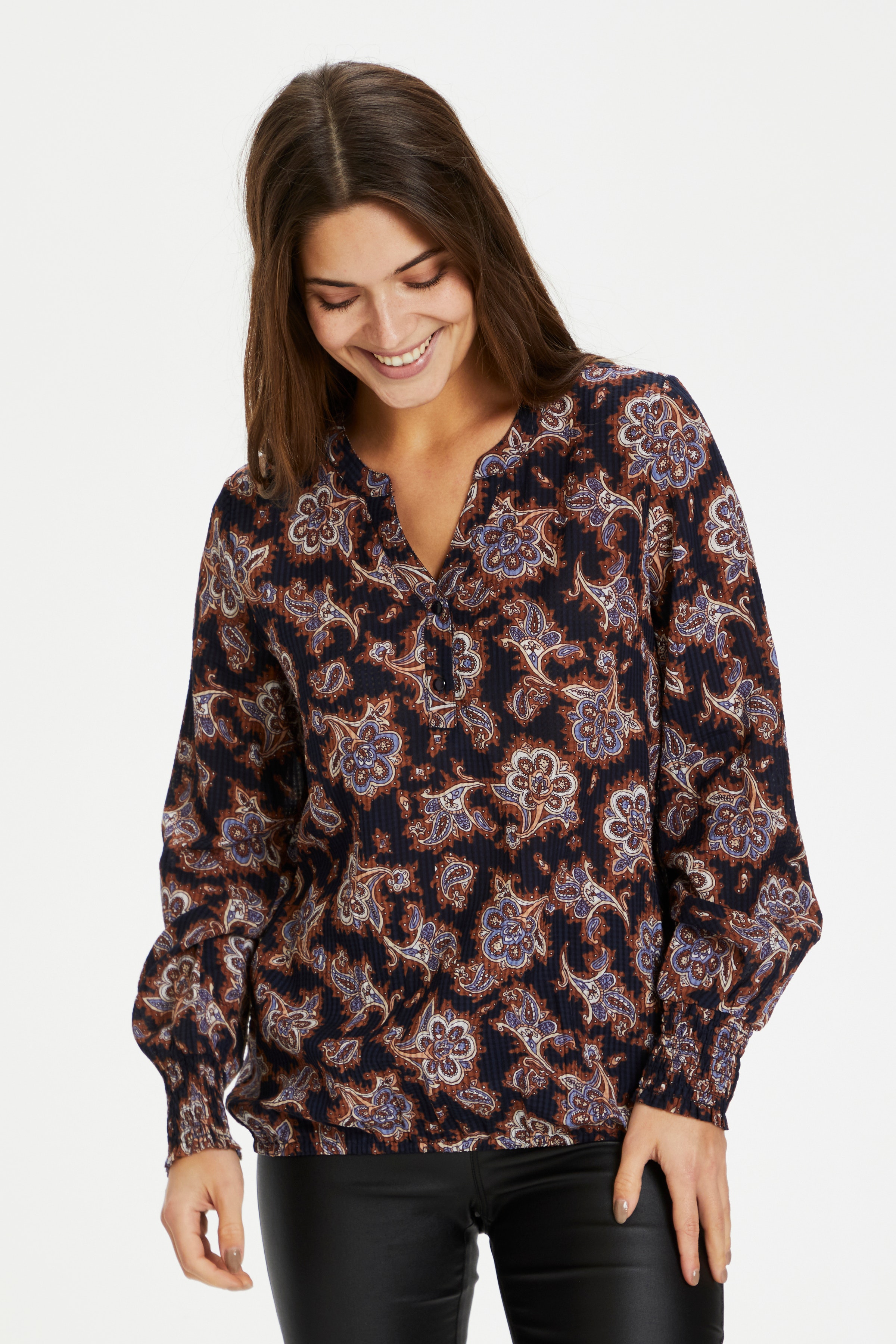 KAeioma blus LOOKBOOK FRONT 10505610-101478