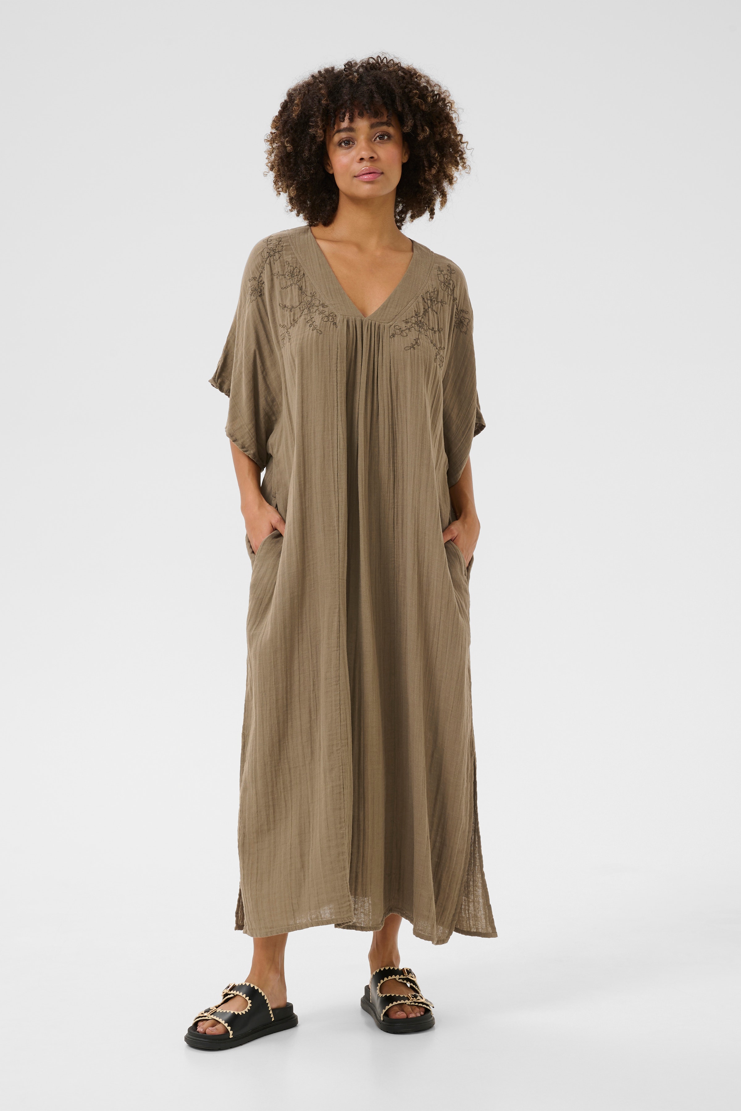 CUellis Kjole LOOKBOOK FRONT 50111715-170517