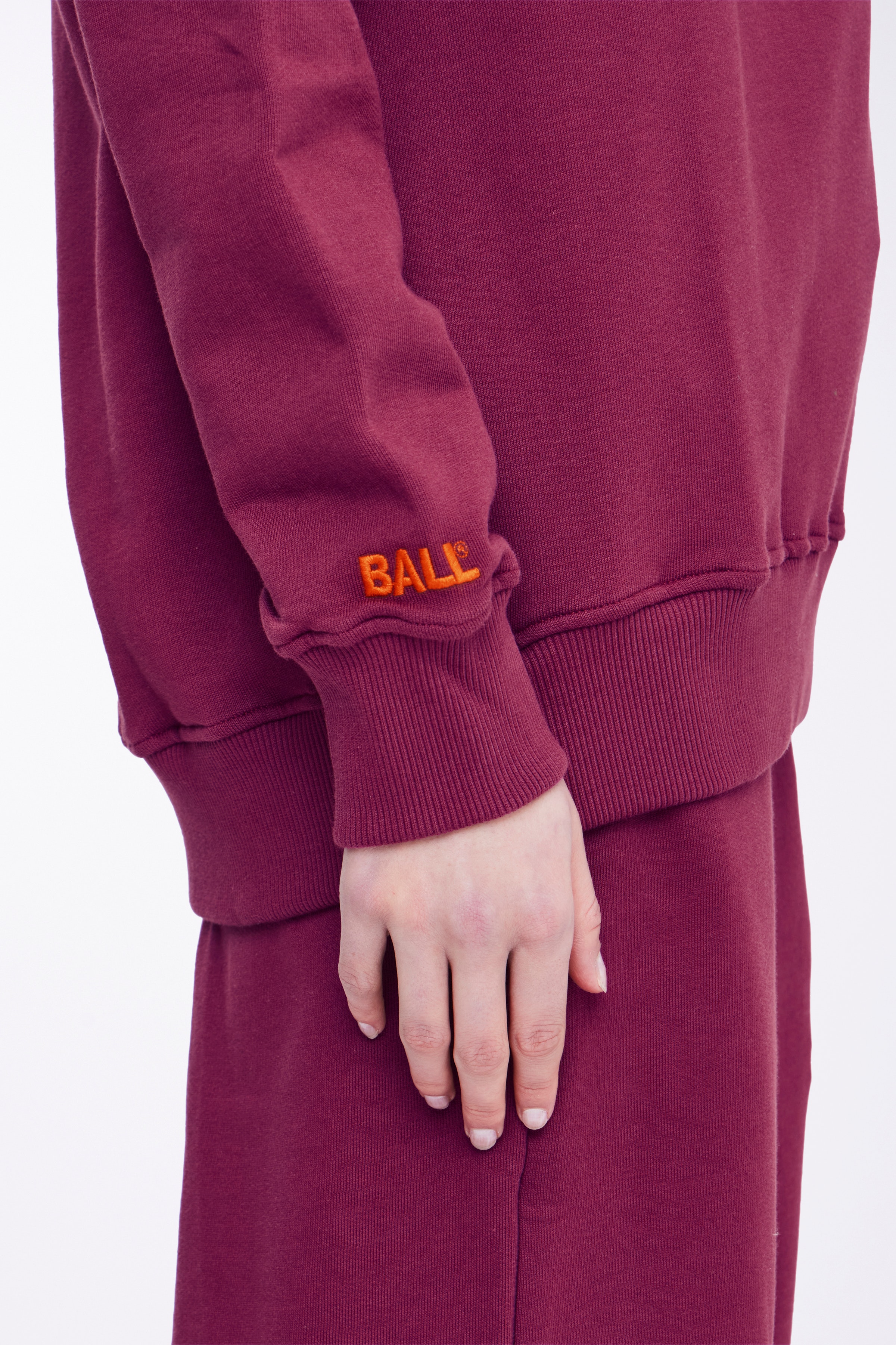 R. ALOMA SWEATSHIRT LOOKBOOK DETAIL 50400065-181750