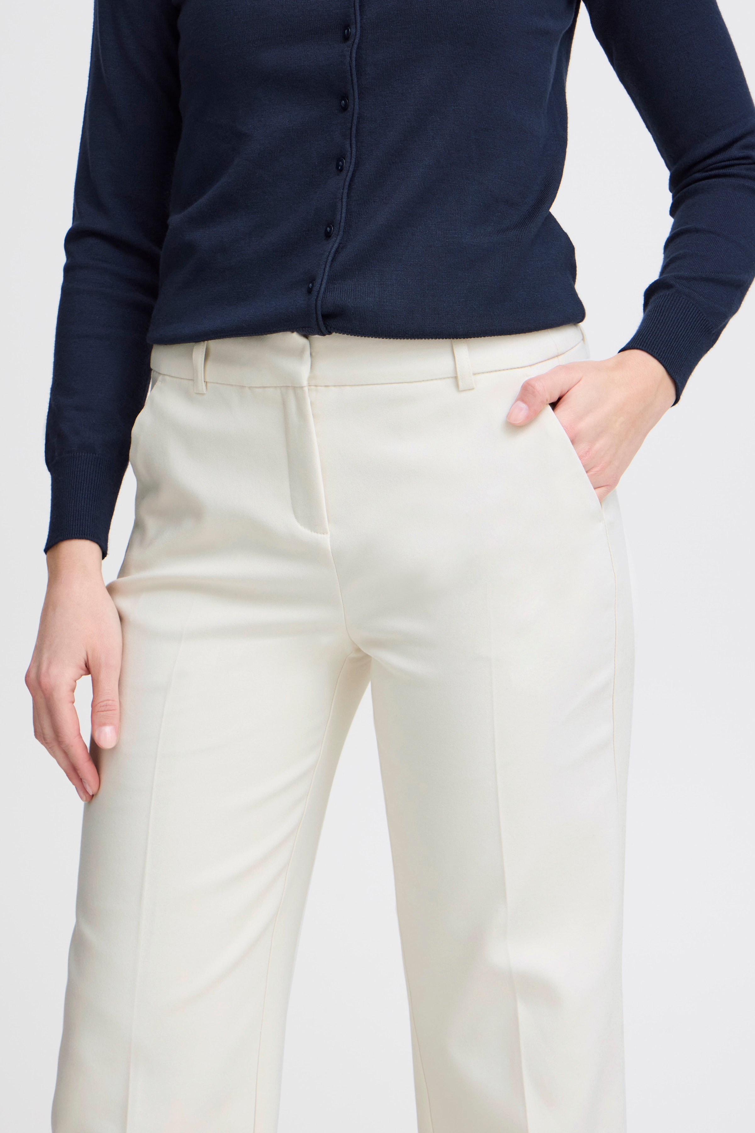 FRVITA Hose LOOKBOOK DETAIL 20611919-120602