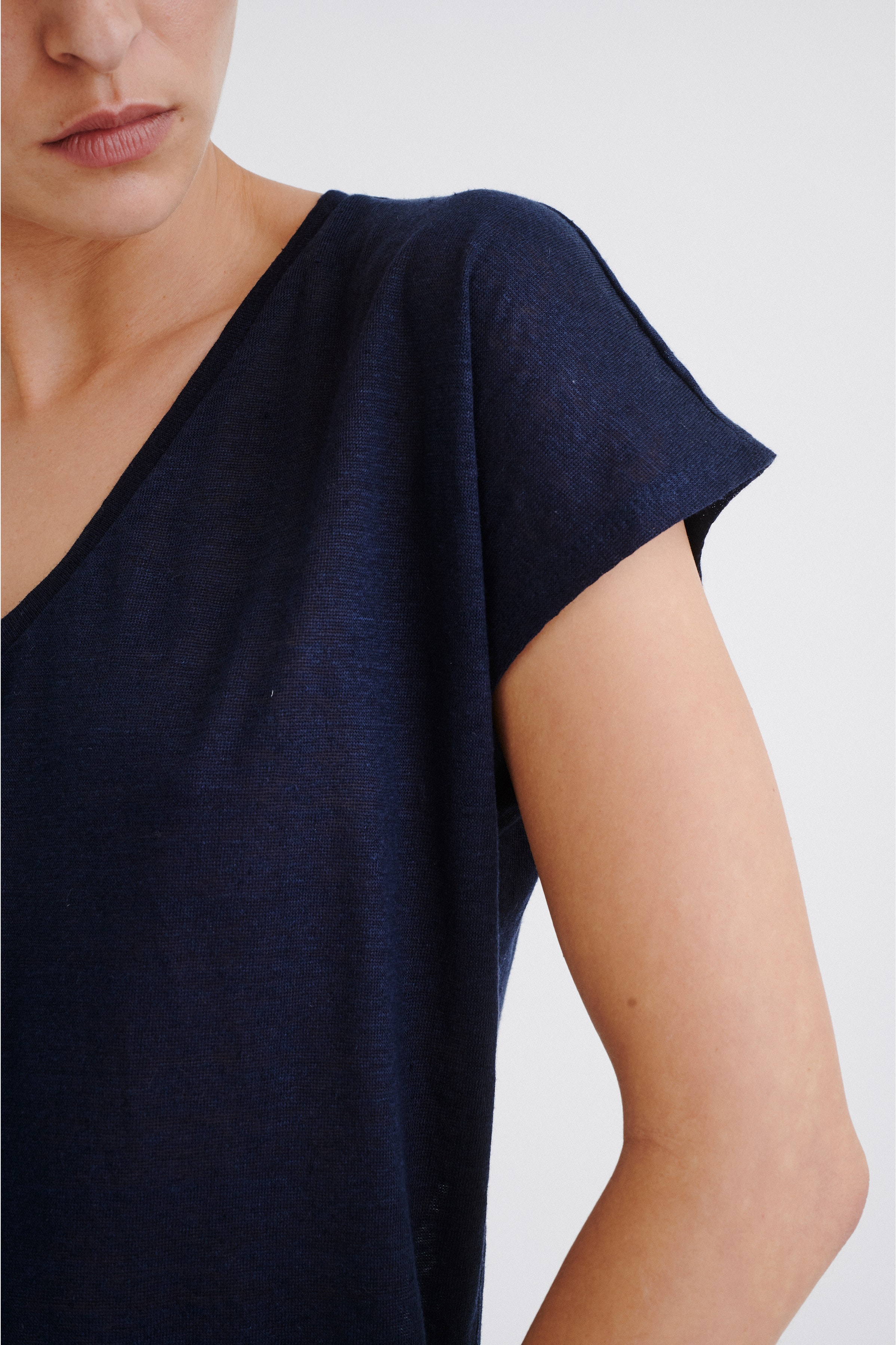 Faylinn T-shirt LOOKBOOK DETAIL 30104094-10299