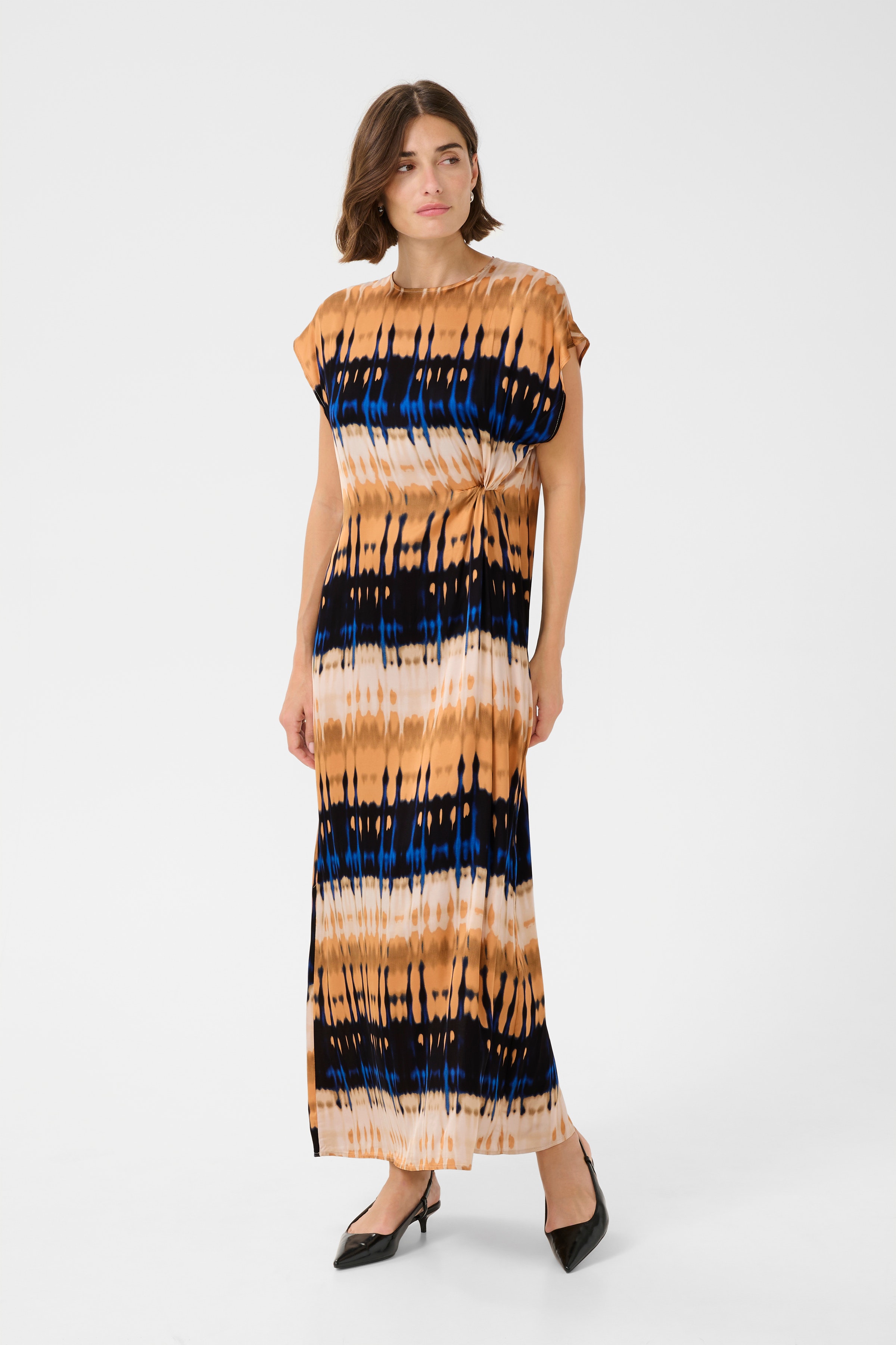 CUmacy Kjole LOOKBOOK FRONT 50112021-107890