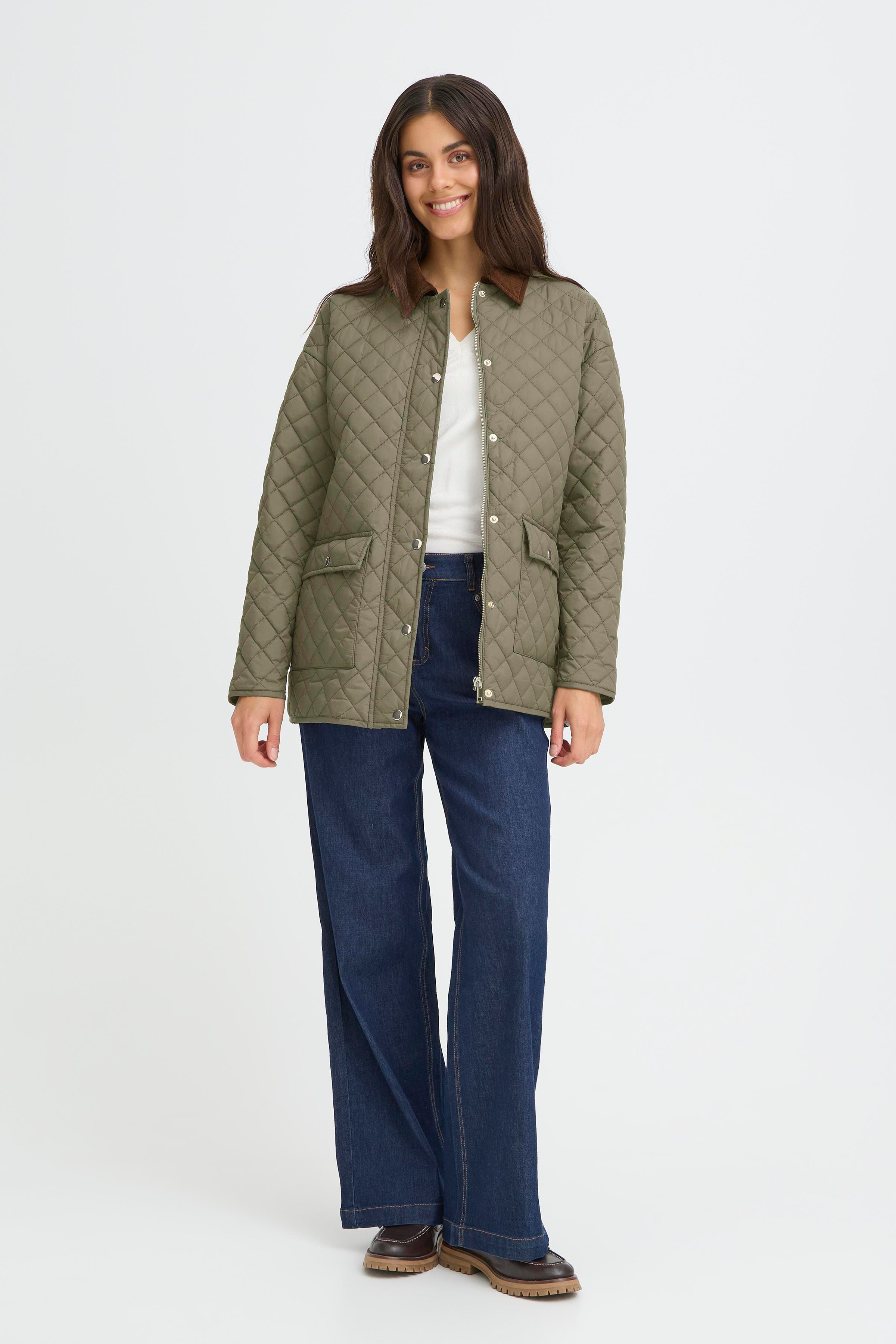 FRINNA Yttertøy LOOKBOOK FRONT 20617923-180516