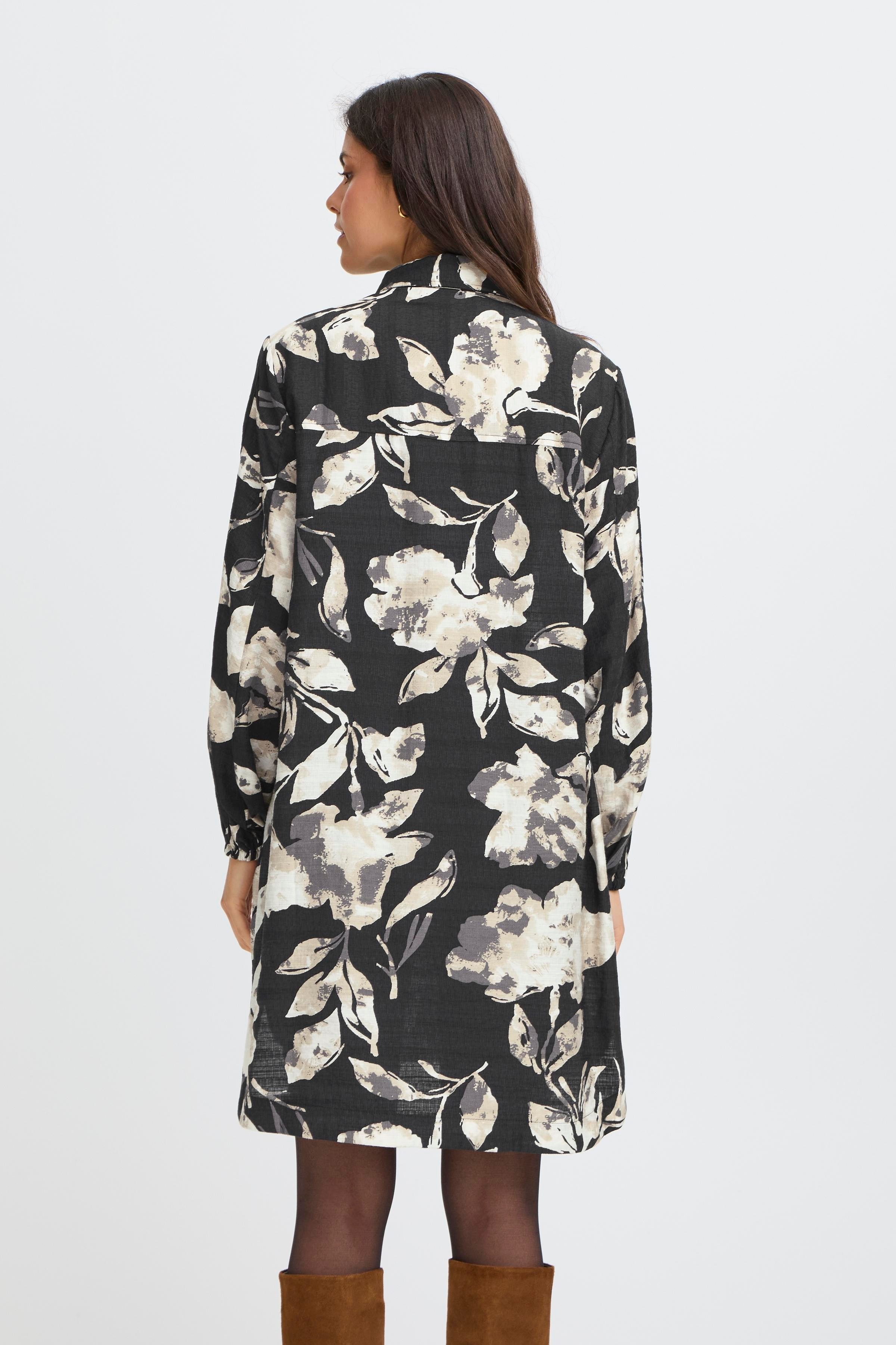 FRARIANA Klänning LOOKBOOK FRONT 20617073-900001437