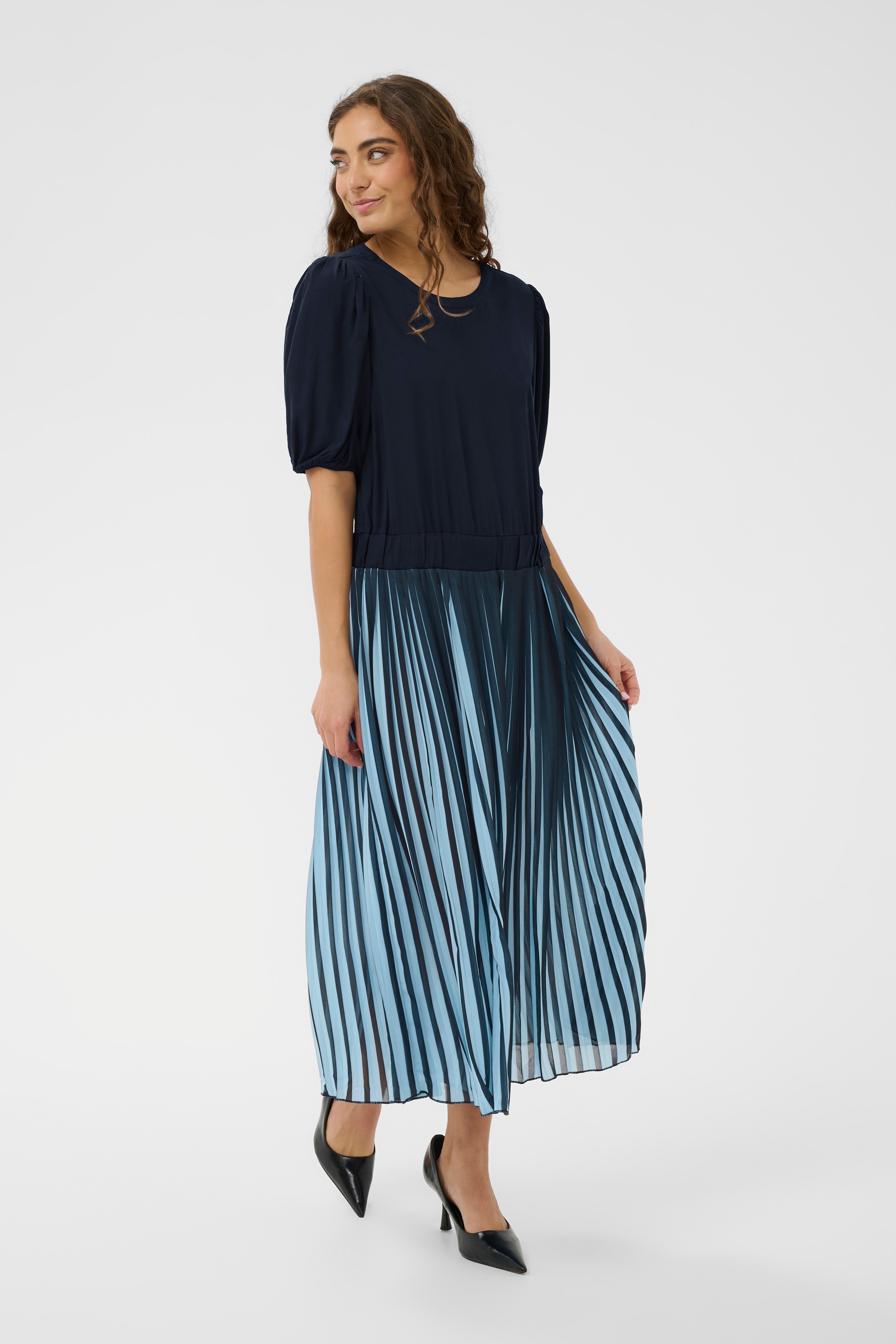 CUcarly Klänning LOOKBOOK FRONT 50110993-194011