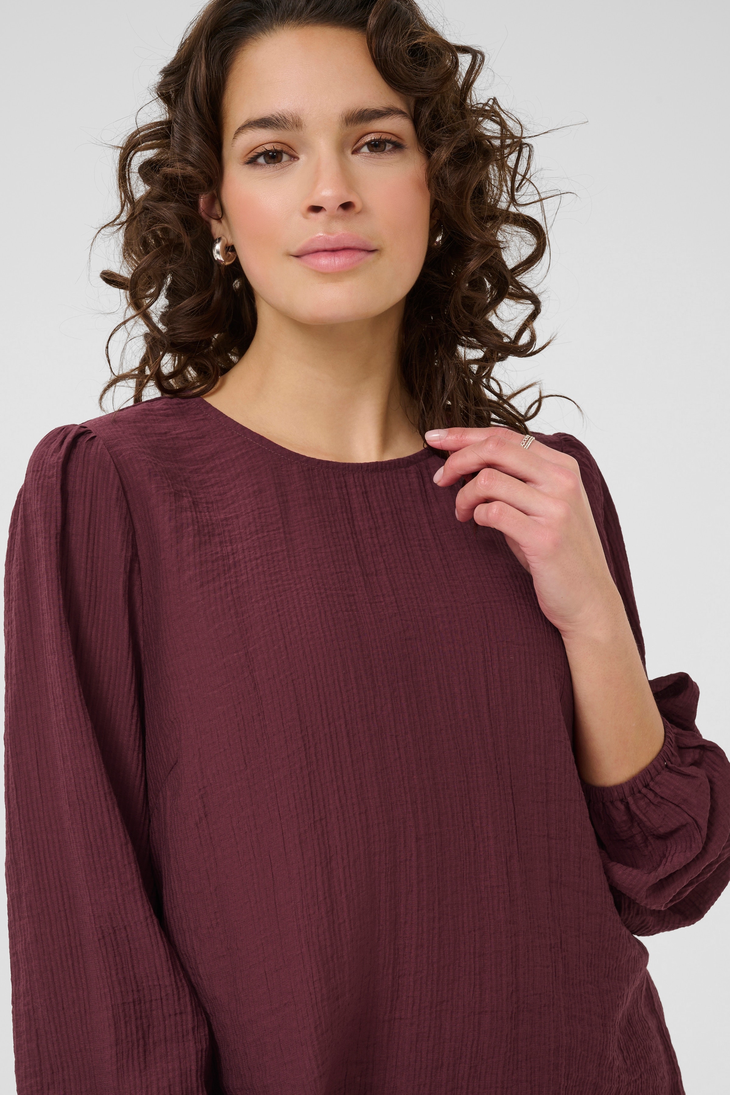 KAvivy Blus LOOKBOOK DETAIL 10510698-191528