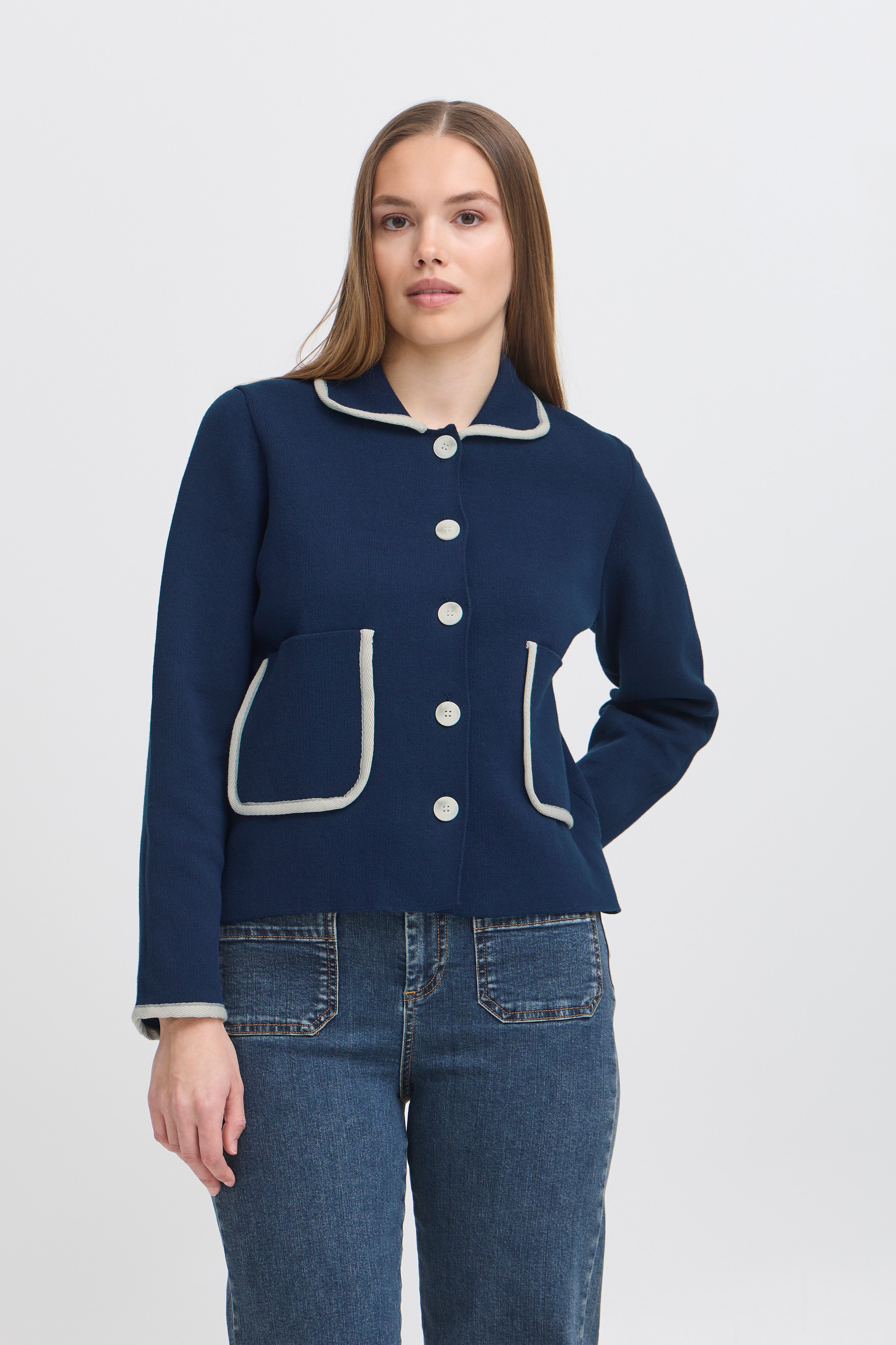 IRUMA Cardigan LOOKBOOK FRONT 20124062-193831