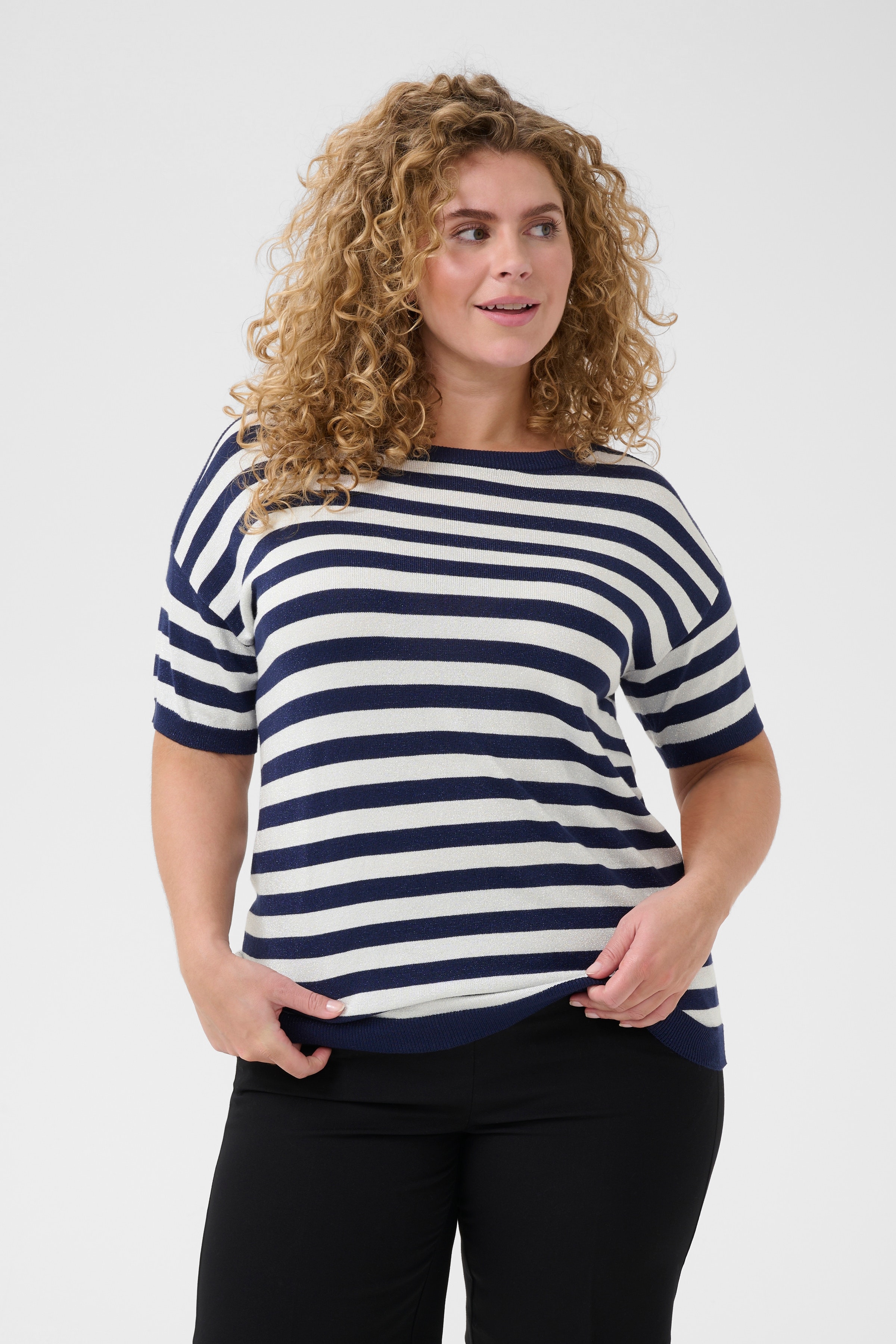 KCregitta Pullover LOOKBOOK FRONT 10583271-107566