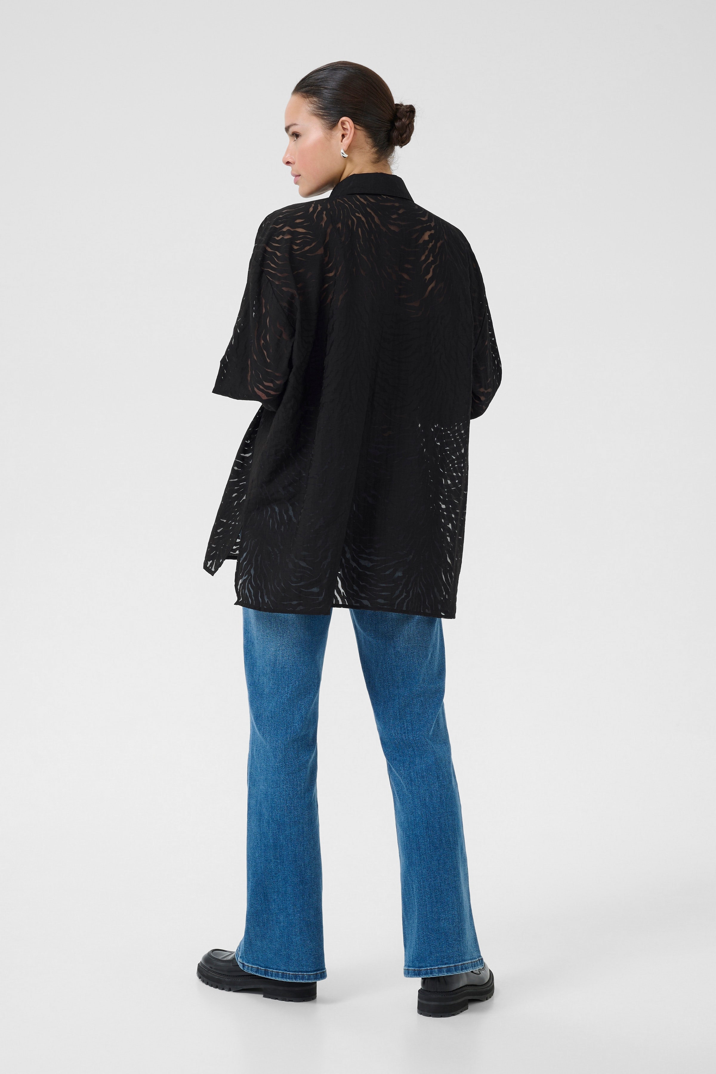 KAvivian Shirt LOOKBOOK BACK 10510533-100121