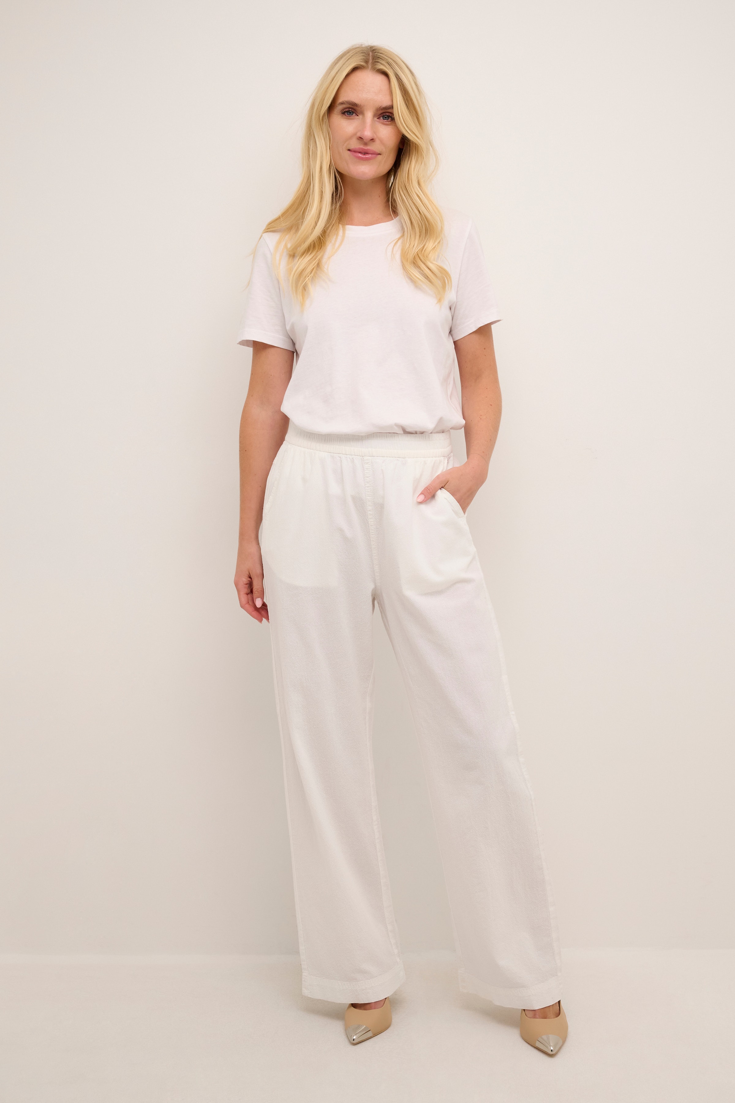 KAnaya Trousers LOOKBOOK FRONT 10507661-110602