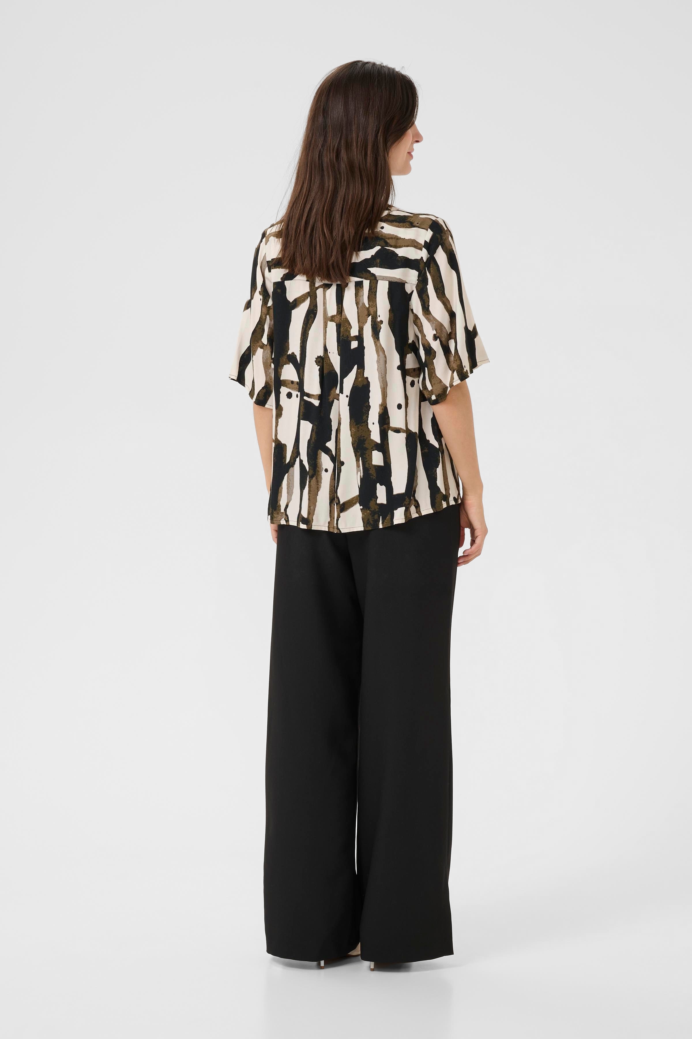 CUashley Bluse LOOKBOOK BACK 50112050-107910