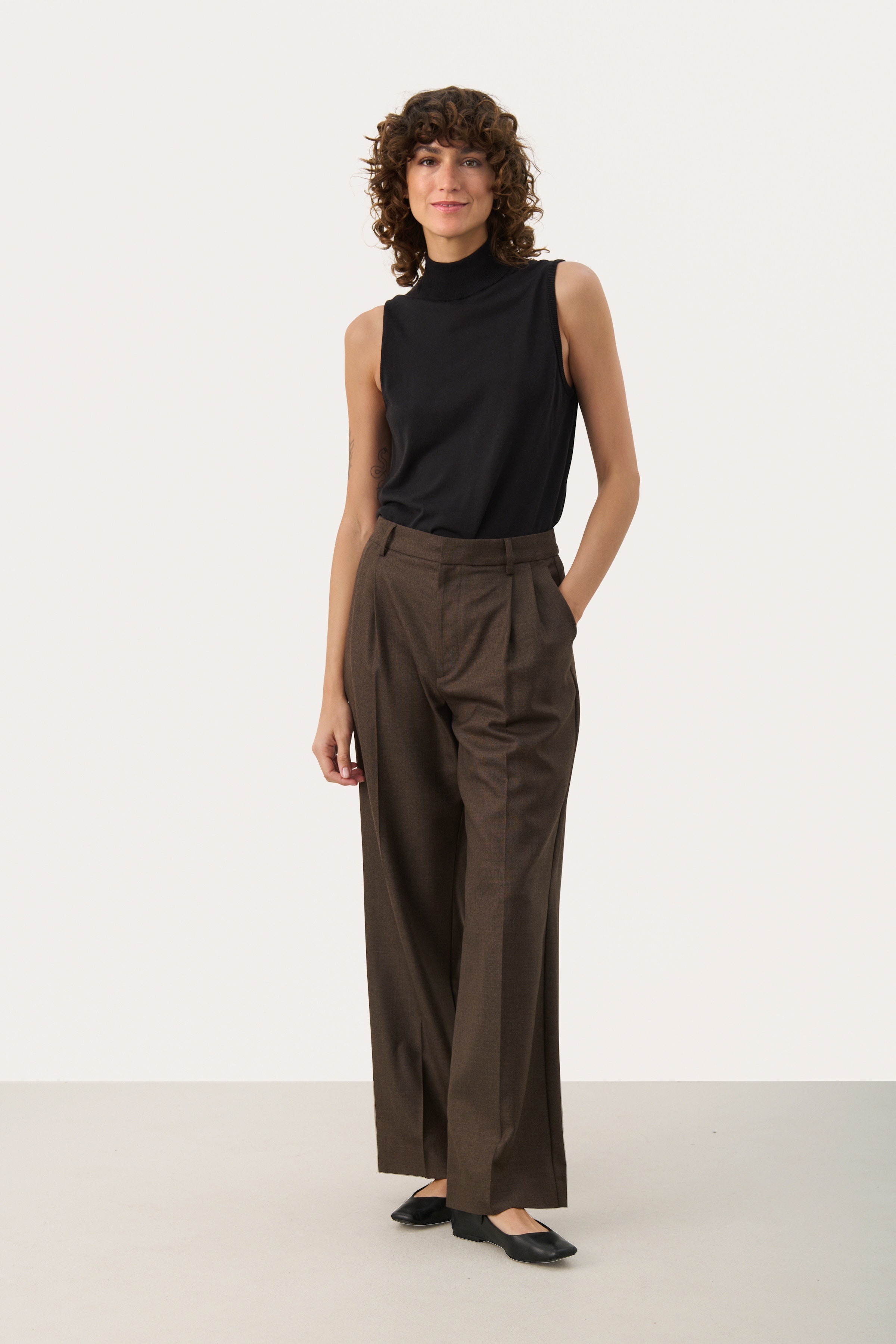 CherraPW Hose LOOKBOOK FRONT 30308916-1909131